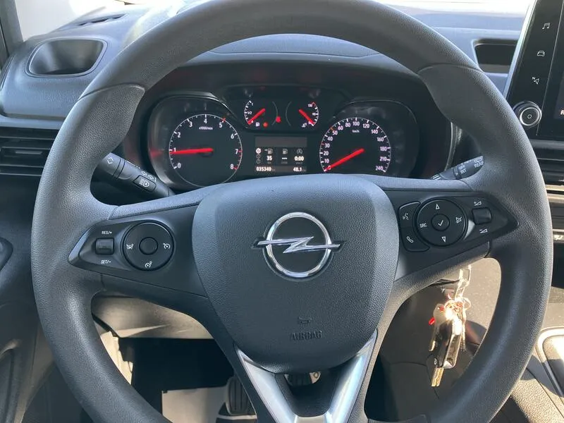 Opel Combo E Cargo 1.5 - foto 39