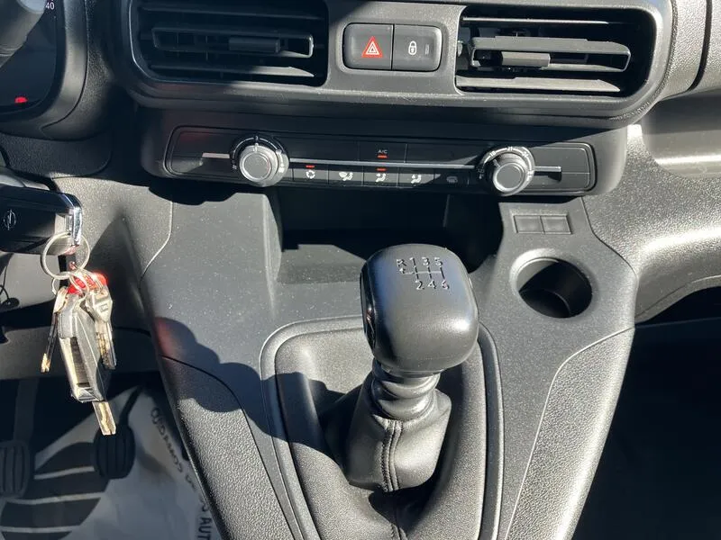 Opel Combo E Cargo 1.5 - foto 43