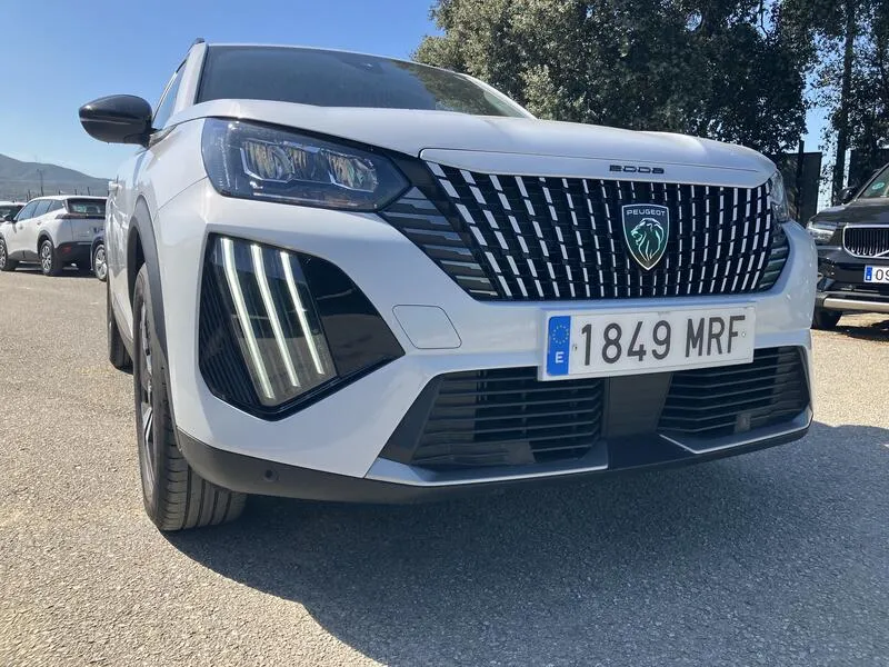 Peugeot 2008 Allure 1.2 PureTech - foto 30