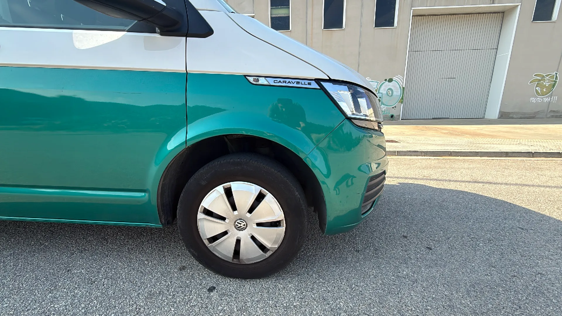 Volkswagen Caravelle Premium Corta 2.0 TDI BMT DSG - foto 23