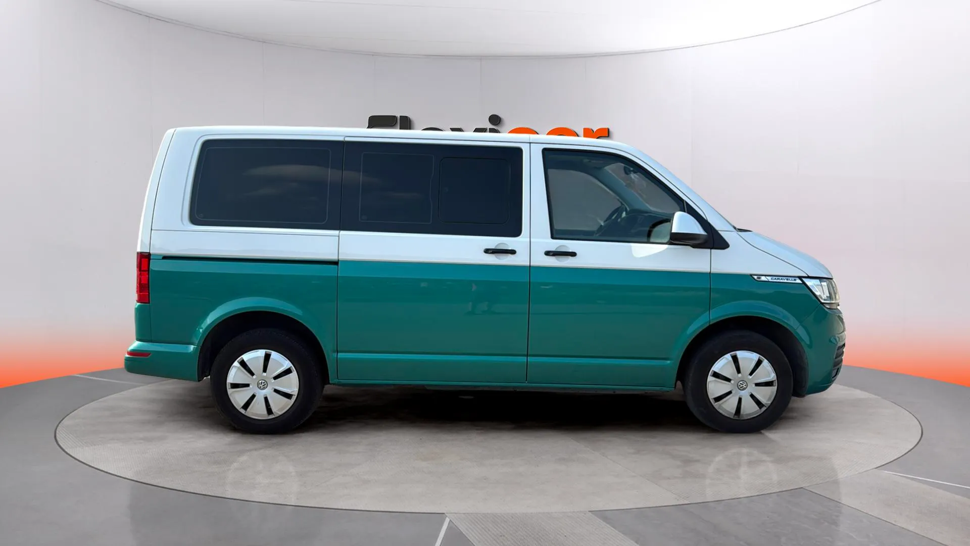 Volkswagen Caravelle Premium Corta 2.0 TDI BMT DSG - foto 2