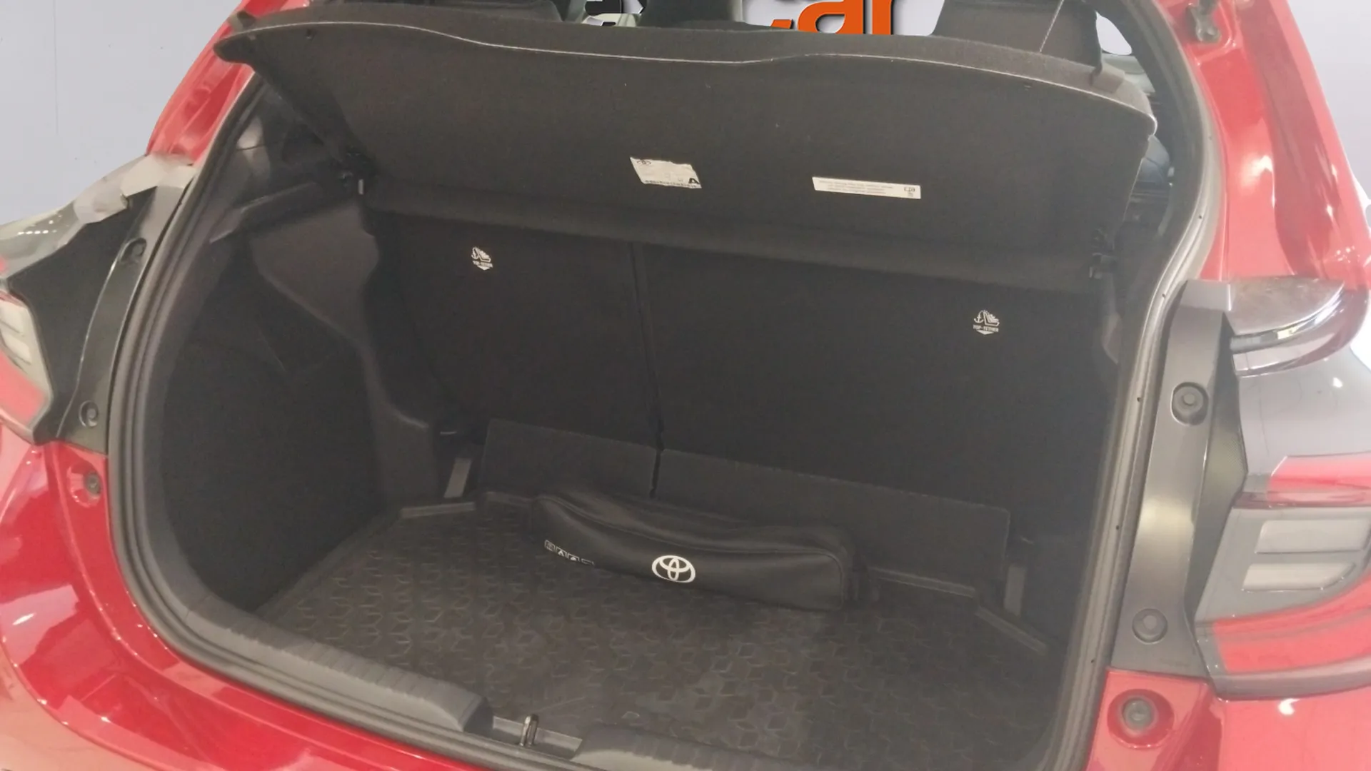 Toyota Yaris 1.5 120H Style Plus - foto 9
