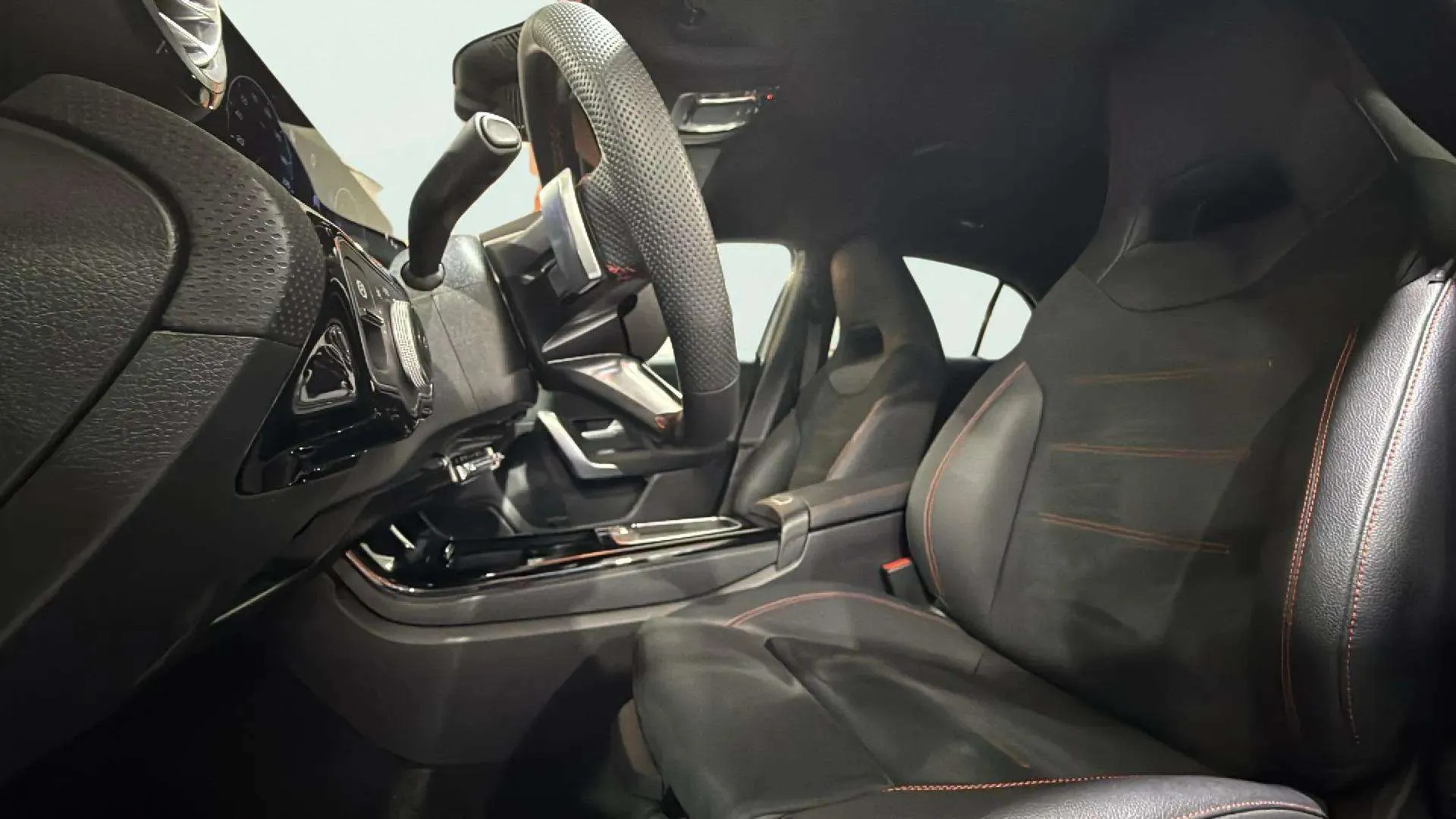 Mercedes-Benz Clase A A 200 d - foto 13