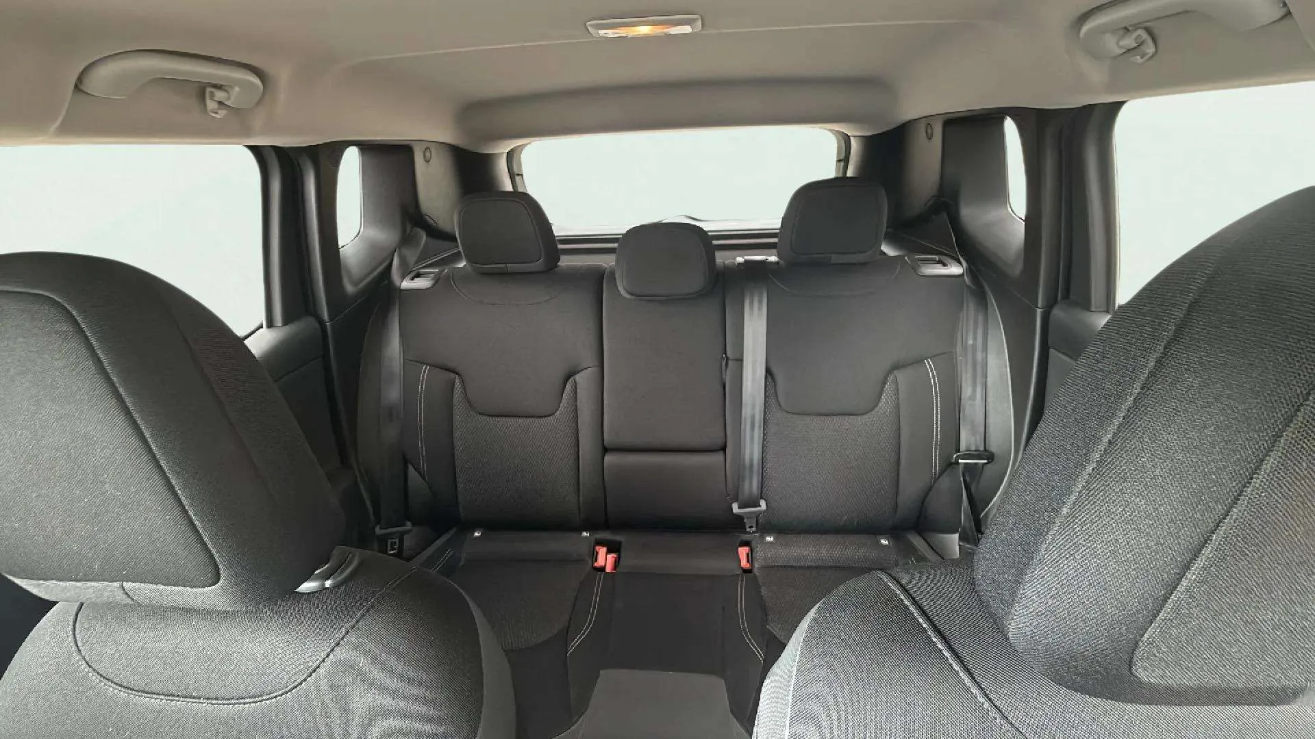 Jeep Renegade 1.3G Limited 4x2 Ddct - foto 16