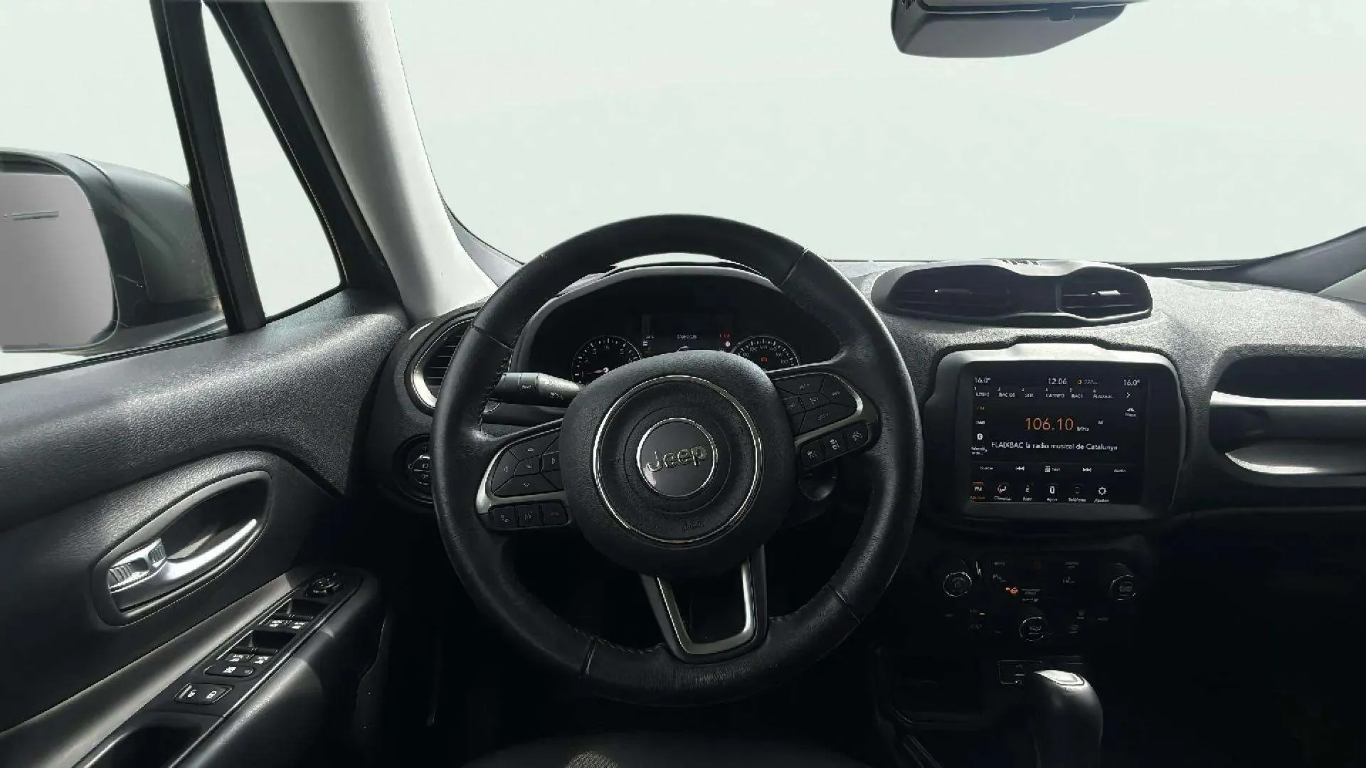 Jeep Renegade 1.3G Limited 4x2 Ddct - foto 14