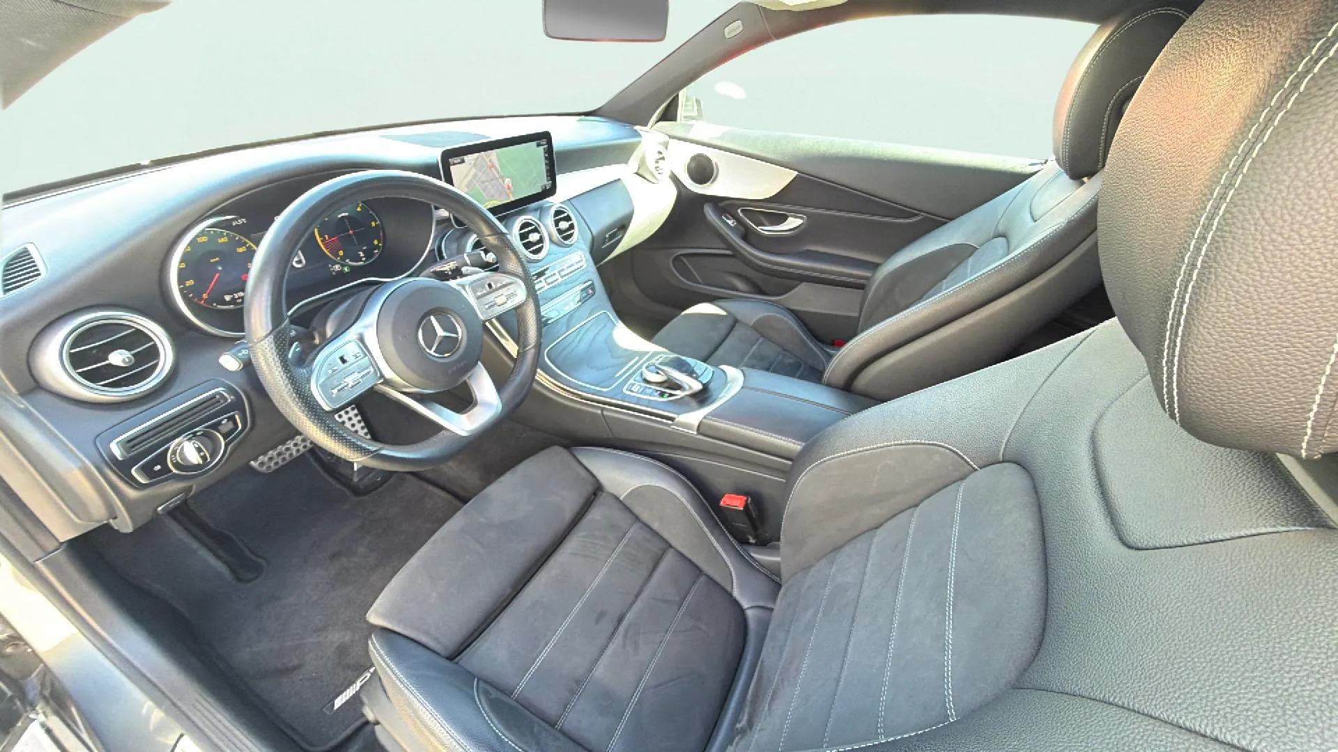 Mercedes-Benz Clase C Coupé C 220 d - foto 9