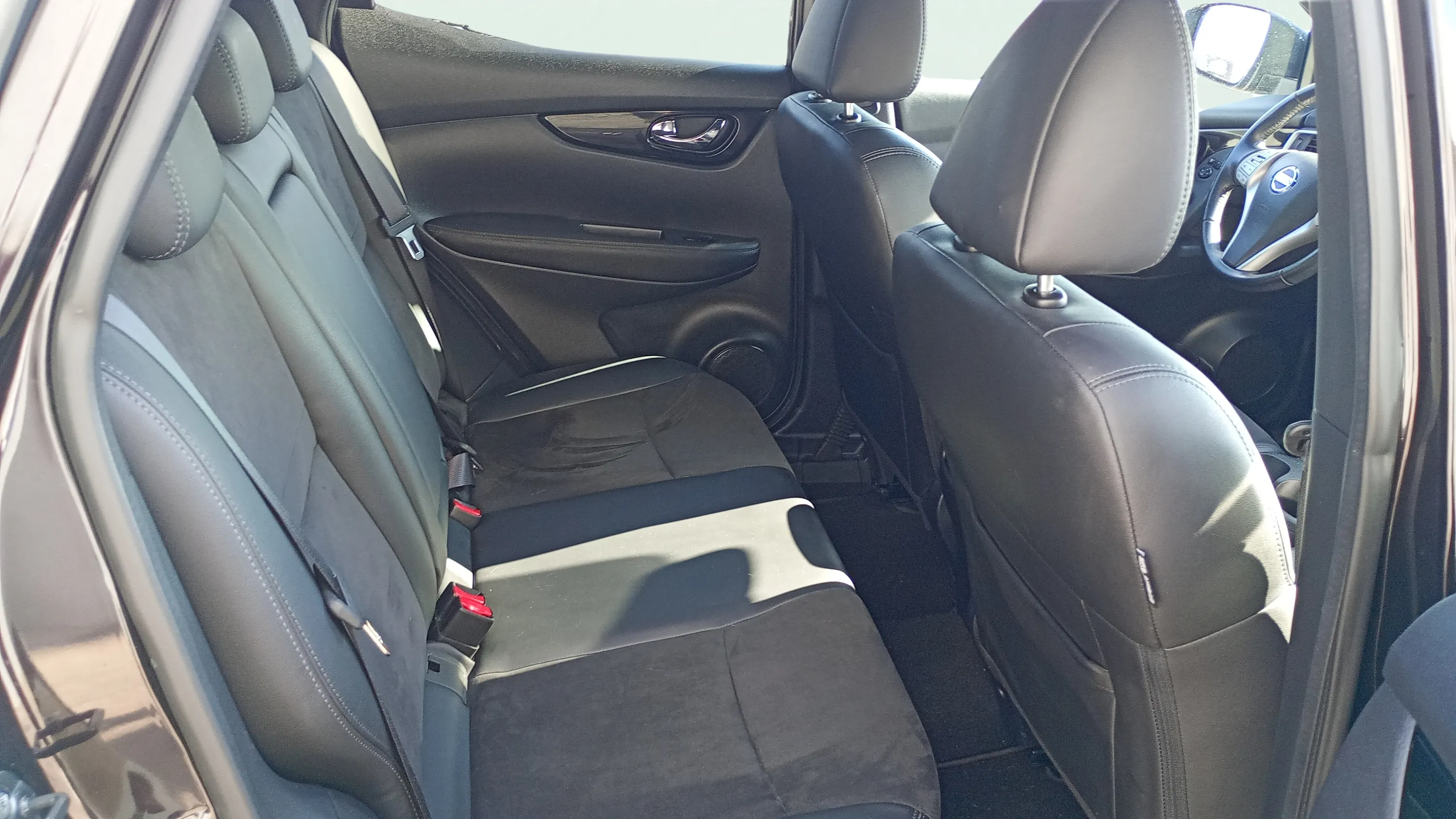 Nissan Qashqai DIG-T Xtronic Tekna - foto 14