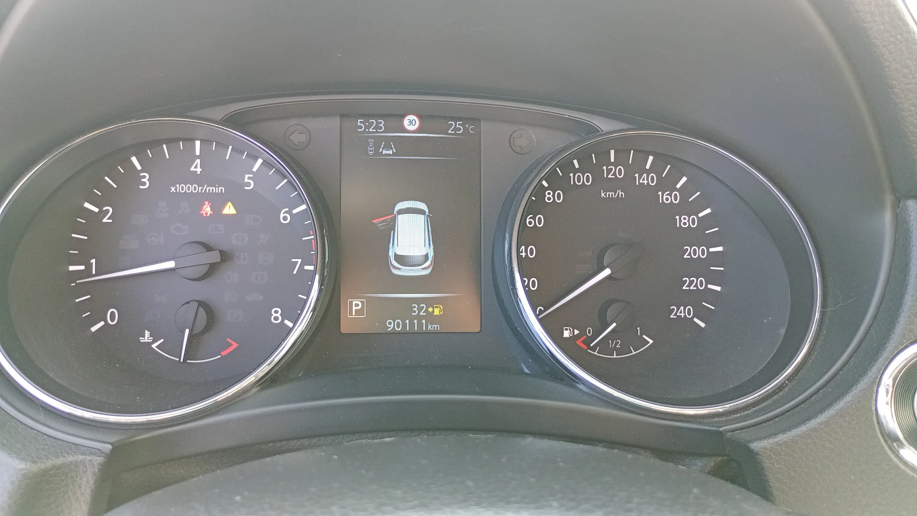 Nissan Qashqai DIG-T Xtronic Tekna - foto 10