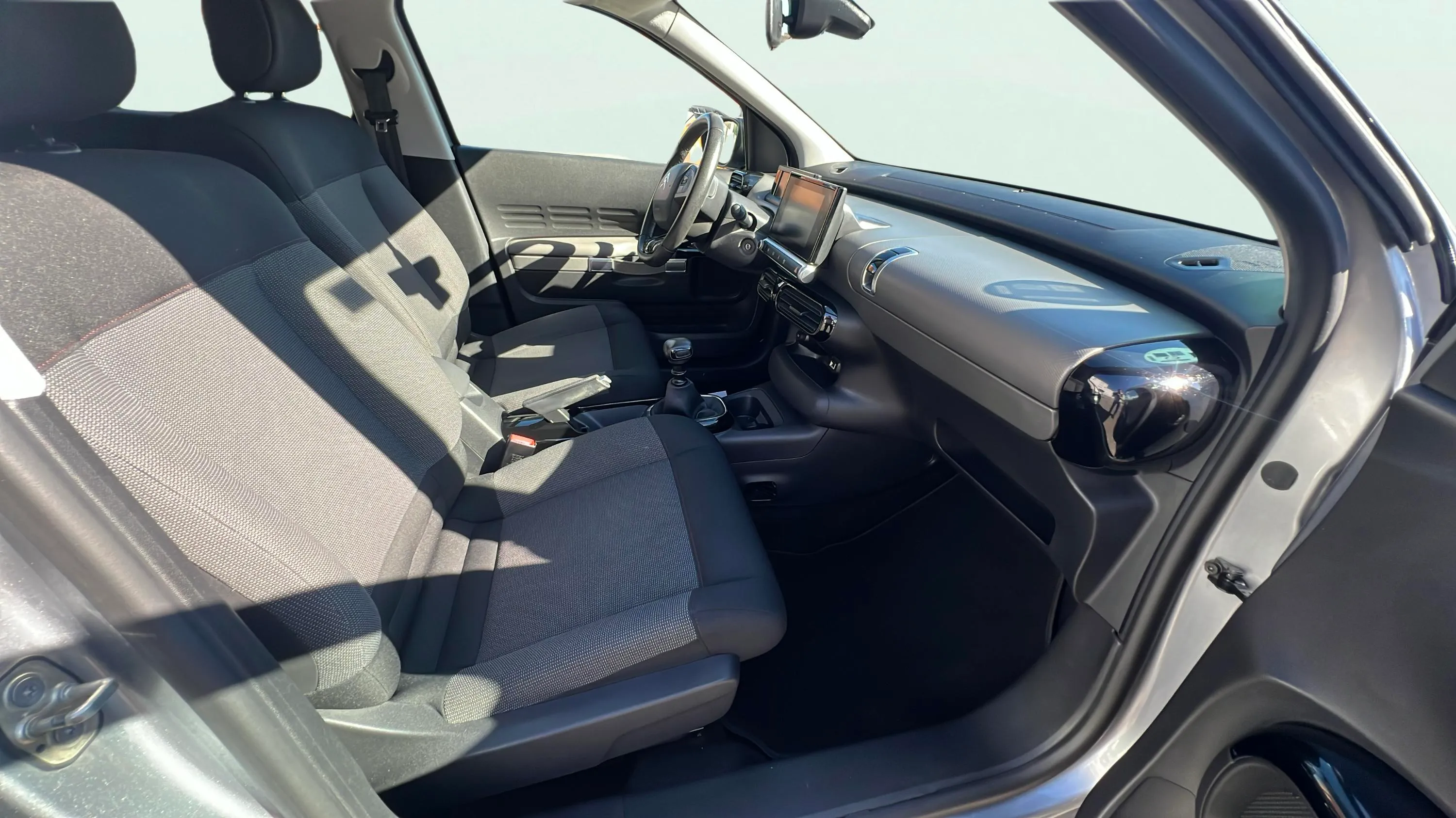 Citroën C4 Cactus BlueHDi Shine - foto 14