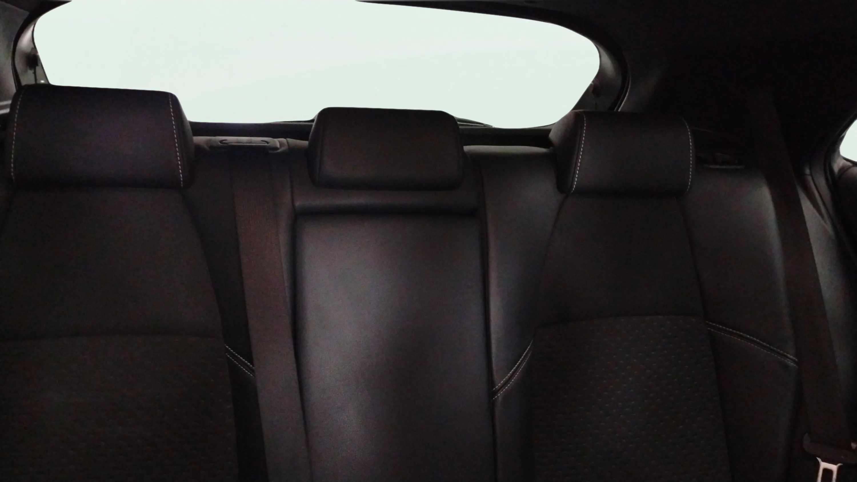 Toyota Corolla 140H Style Edition - foto 27