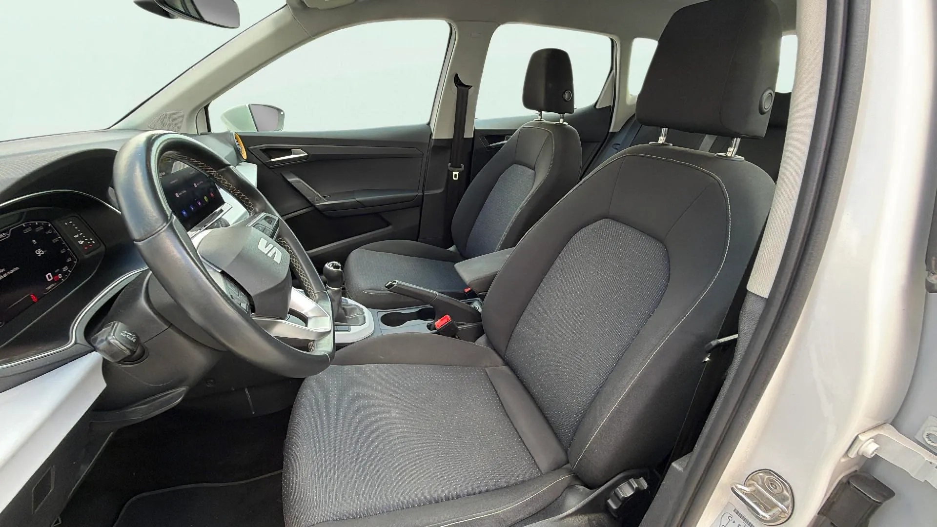 SEAT Arona 1.0 TSI Style Plus - foto 13