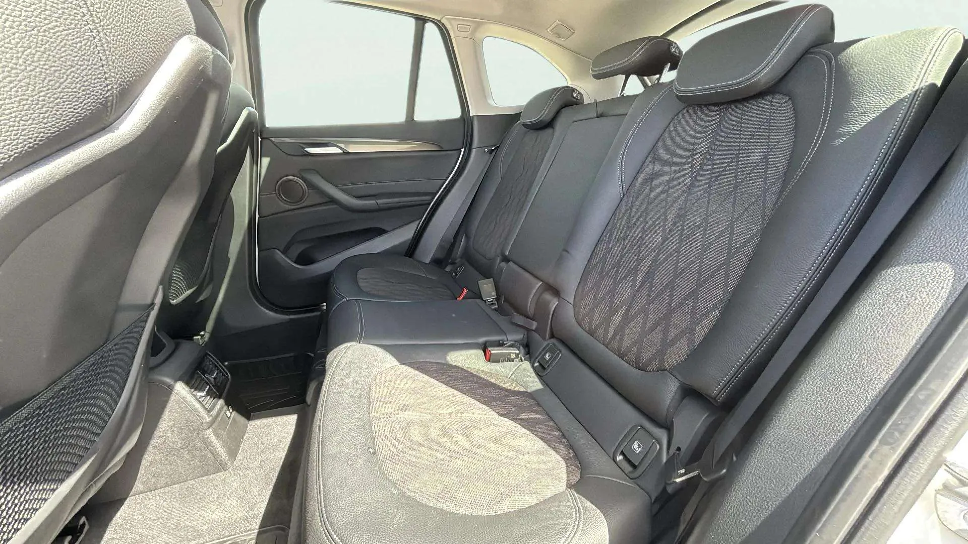 BMW X1 xDrive18d - foto 14
