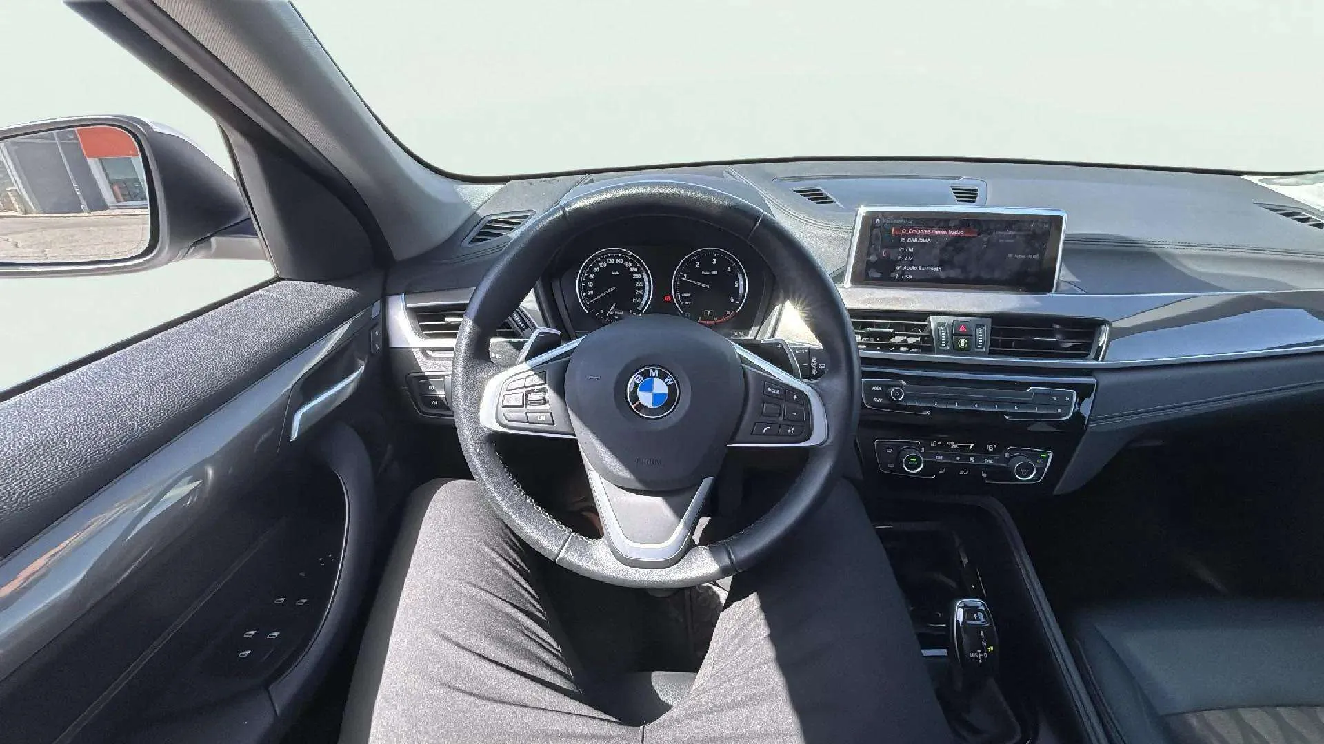 BMW X1 xDrive18d - foto 18