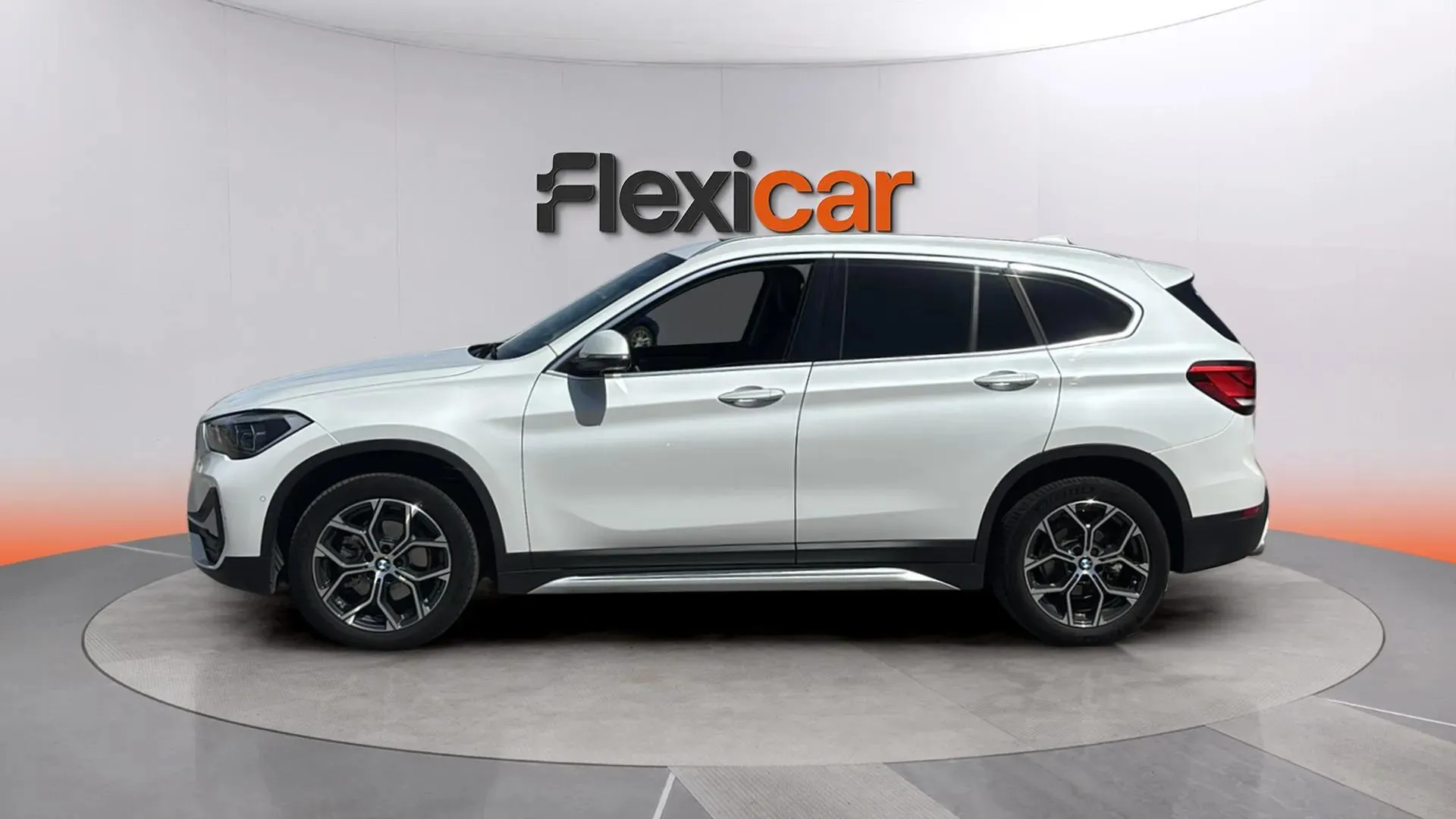 BMW X1 xDrive18d - foto 7