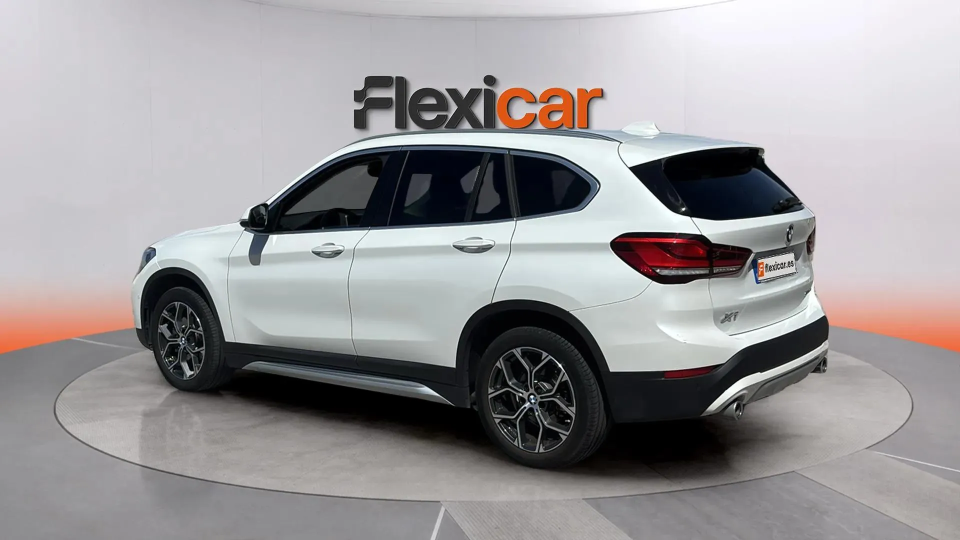 BMW X1 xDrive18d - foto 5