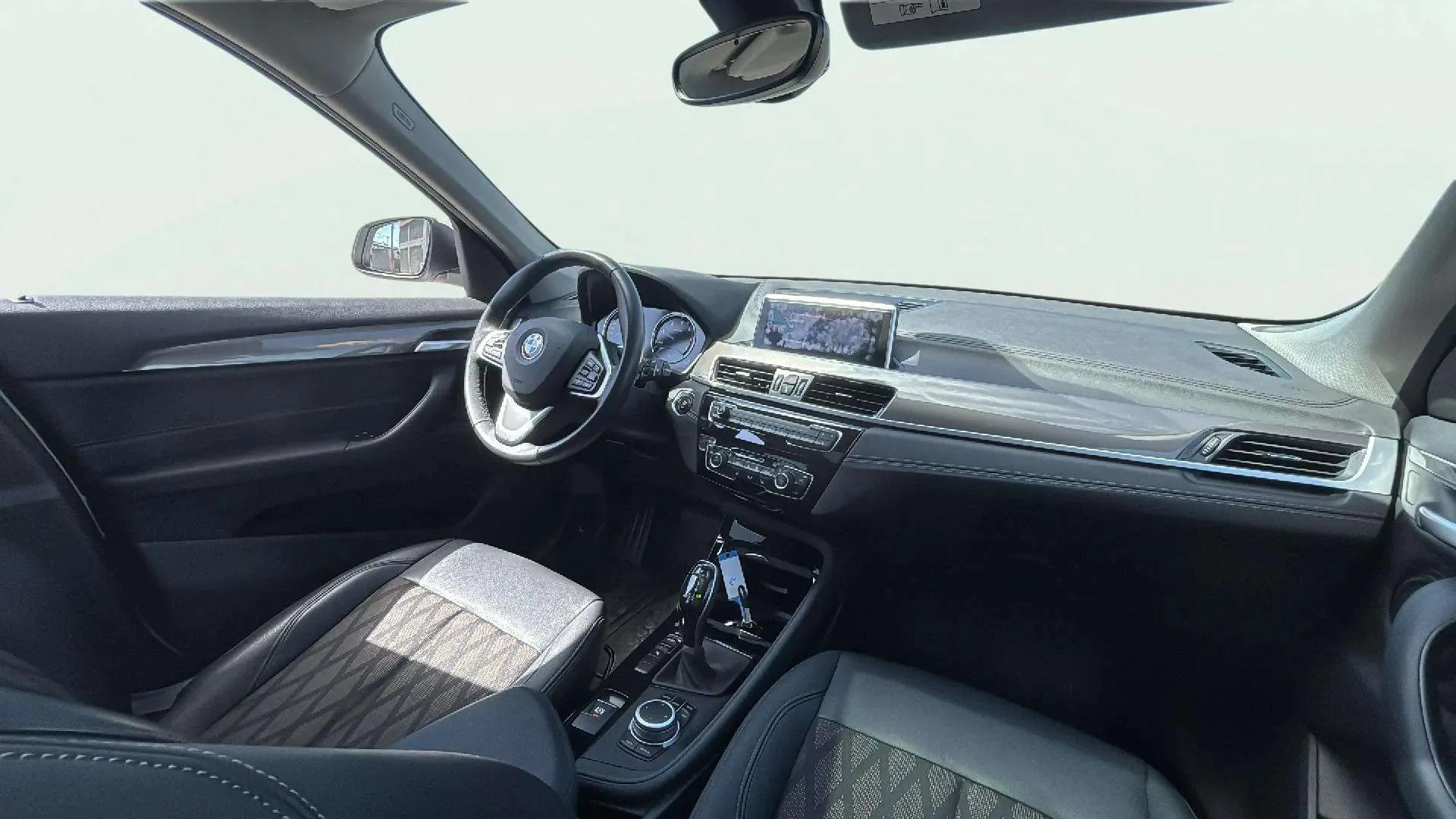 BMW X1 xDrive18d - foto 13