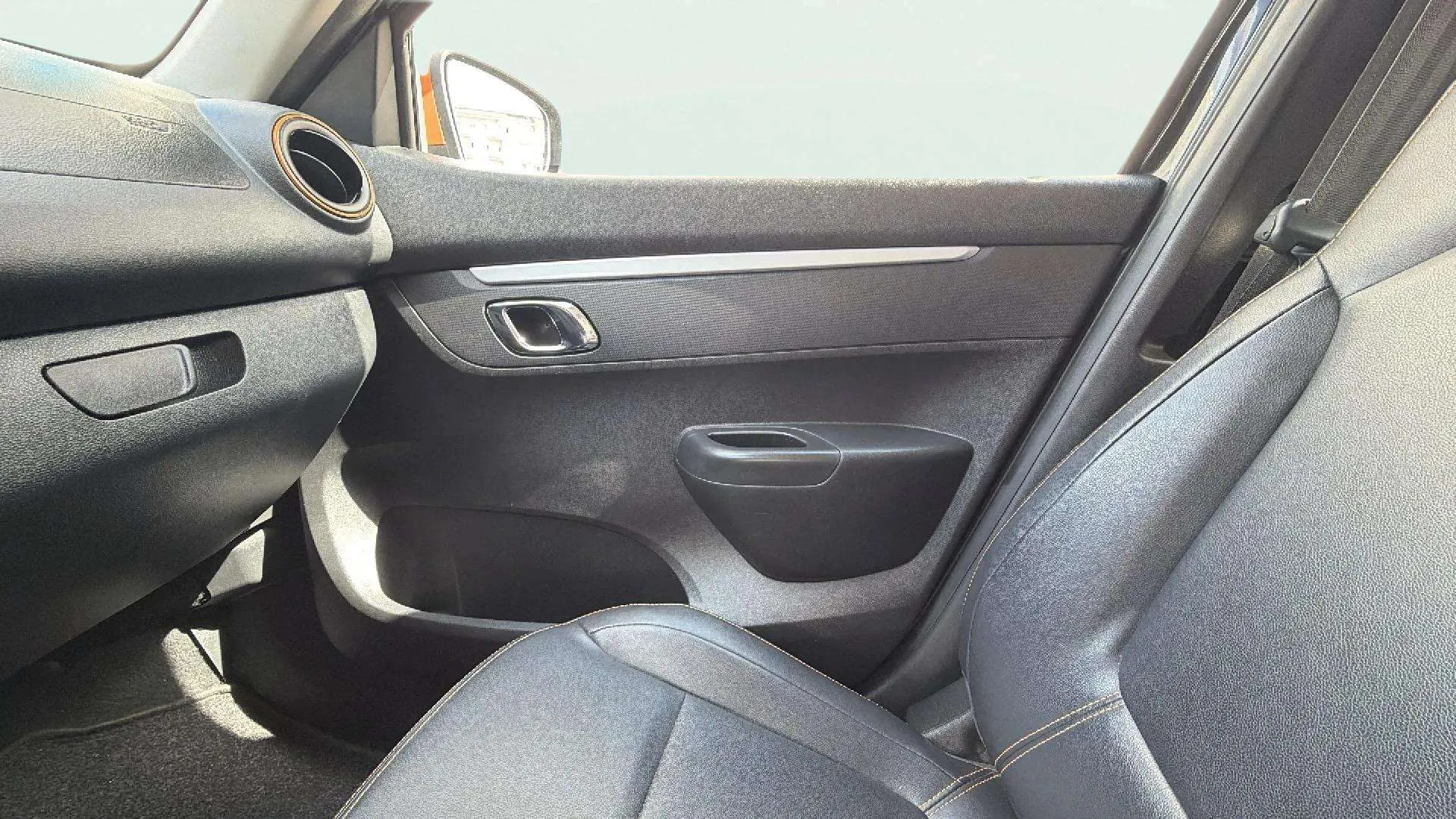 Dacia Spring Comfort Plus Electric - foto 15