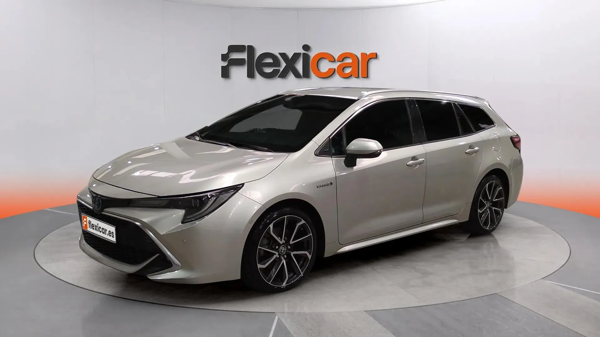 Toyota Corolla 2.0 180H Advance E-CVT Touring Sport - foto 10