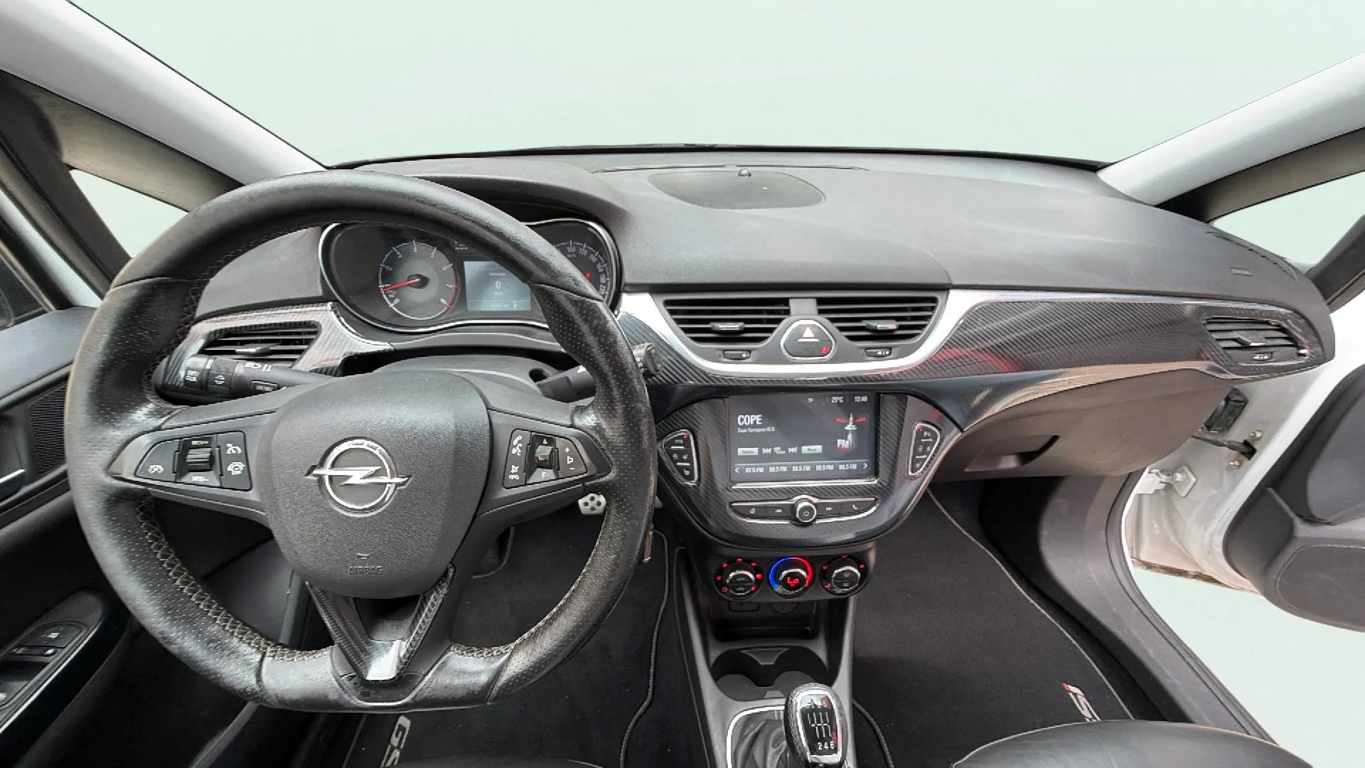Opel Corsa 1.4 Turbo GSI - foto 9