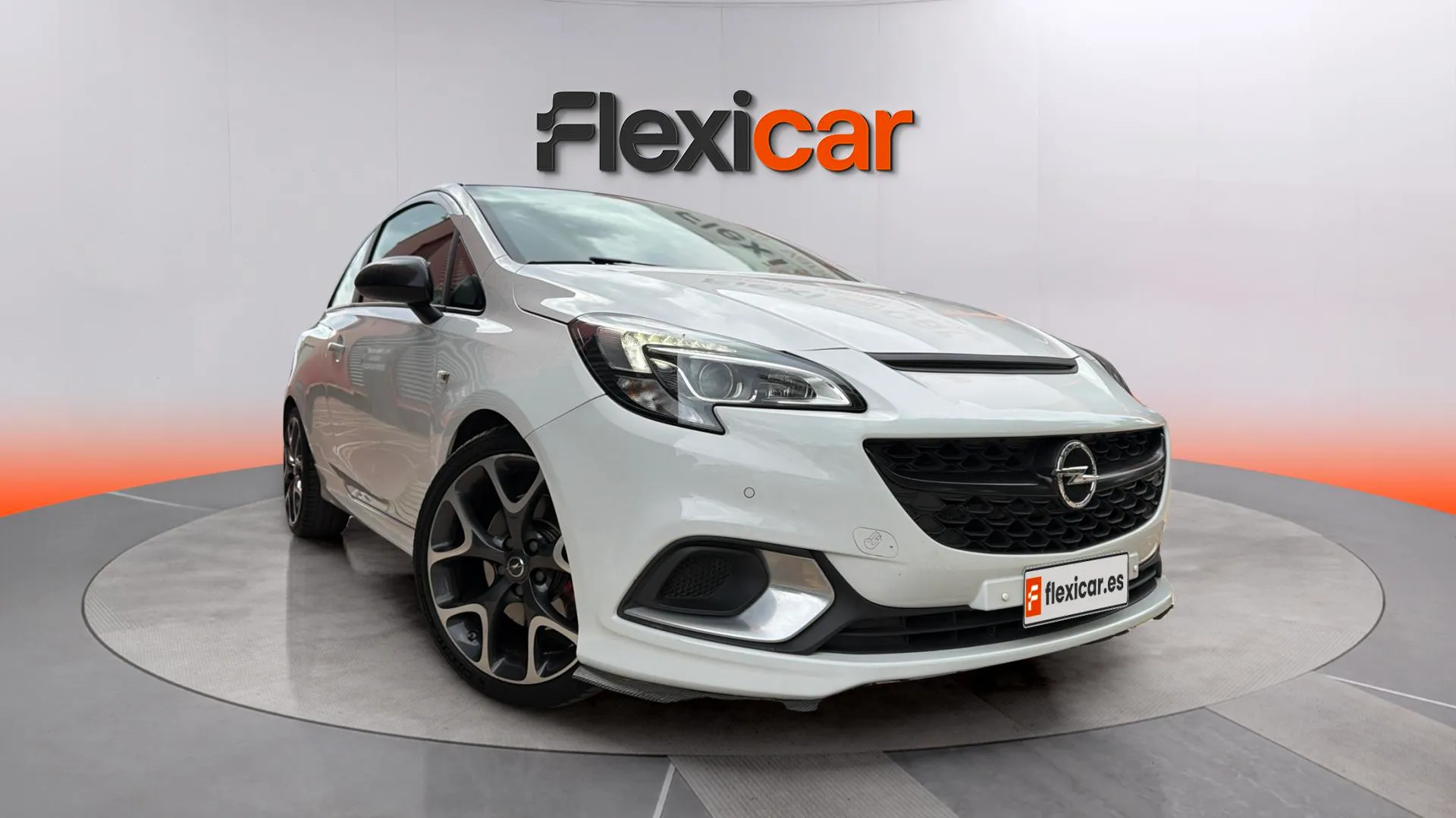 Opel Corsa 1.4 Turbo GSI - foto 1