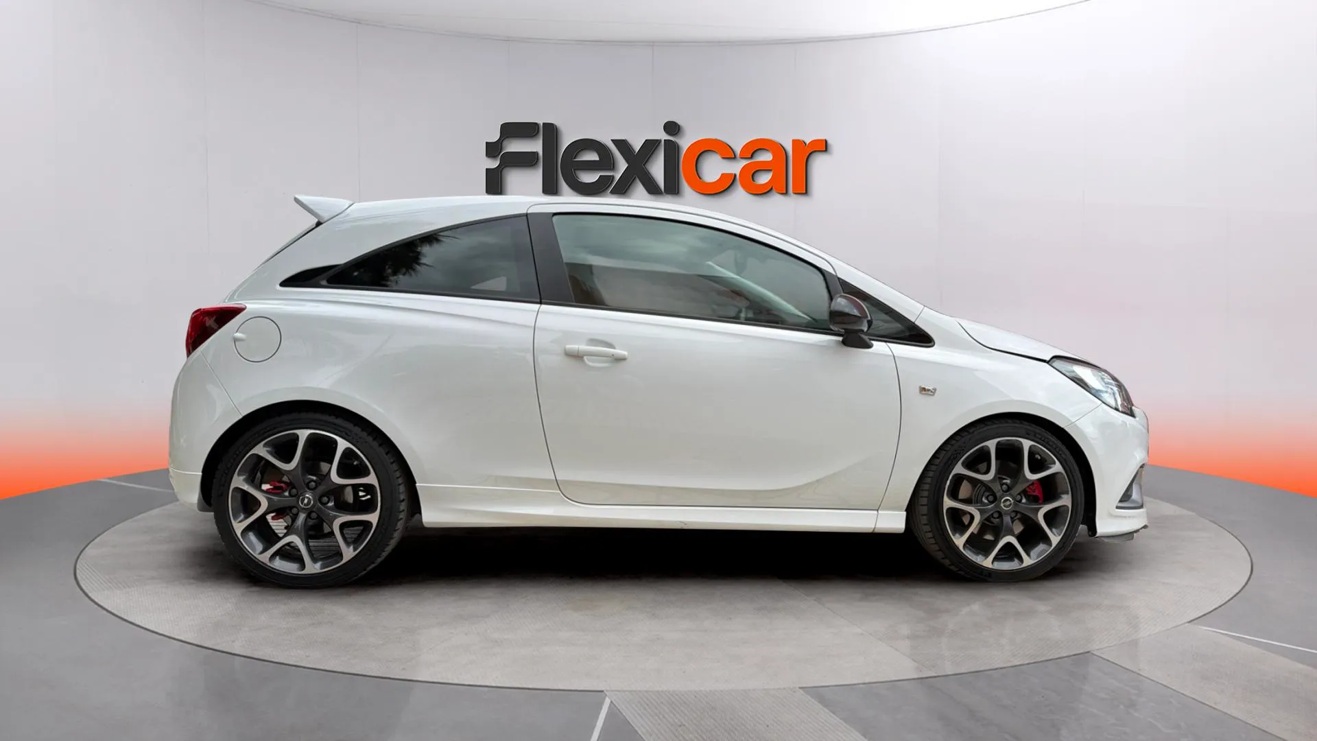 Opel Corsa 1.4 Turbo GSI - foto 8