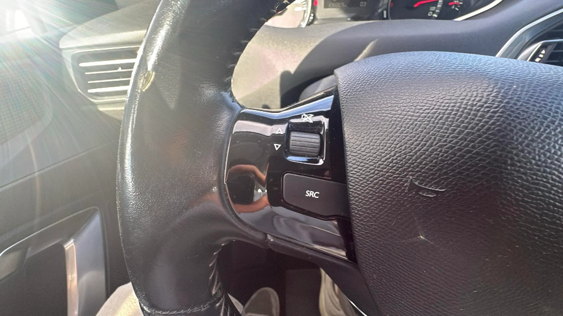 Peugeot 308 Active 1.5 BlueHDi - foto 14