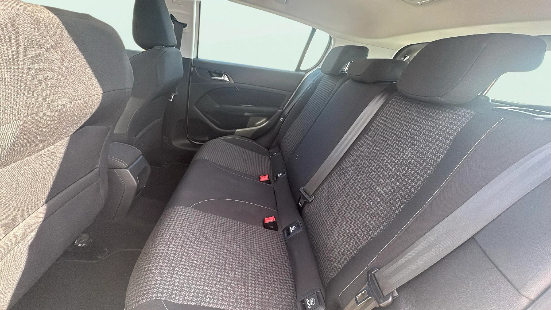 Peugeot 308 Active 1.5 BlueHDi - foto 25