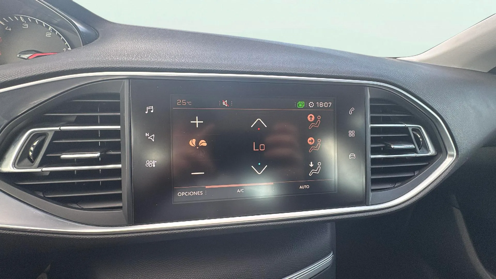 Peugeot 308 Active 1.5 BlueHDi - foto 20