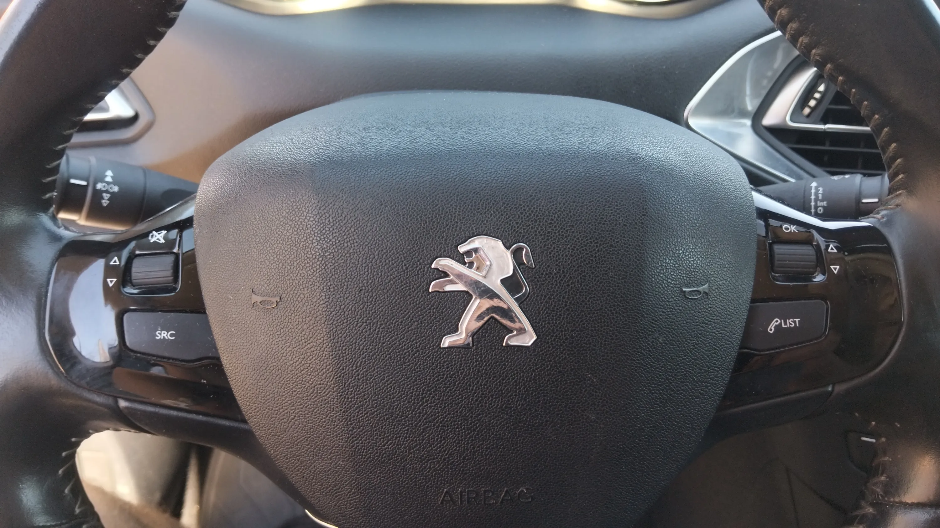Peugeot 308 Access 1.6 BlueHDi - foto 18