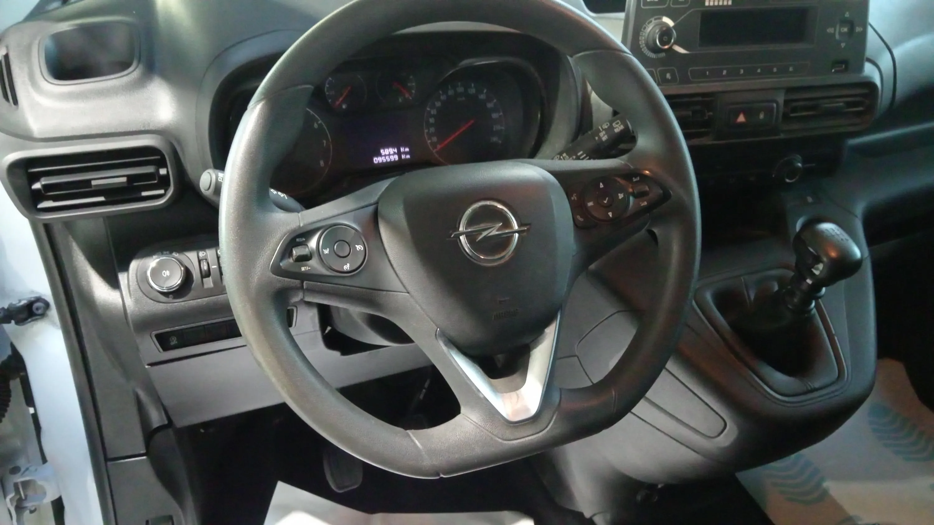 Opel Combo 1.5 TD Business Edition L1 N1 - foto 13