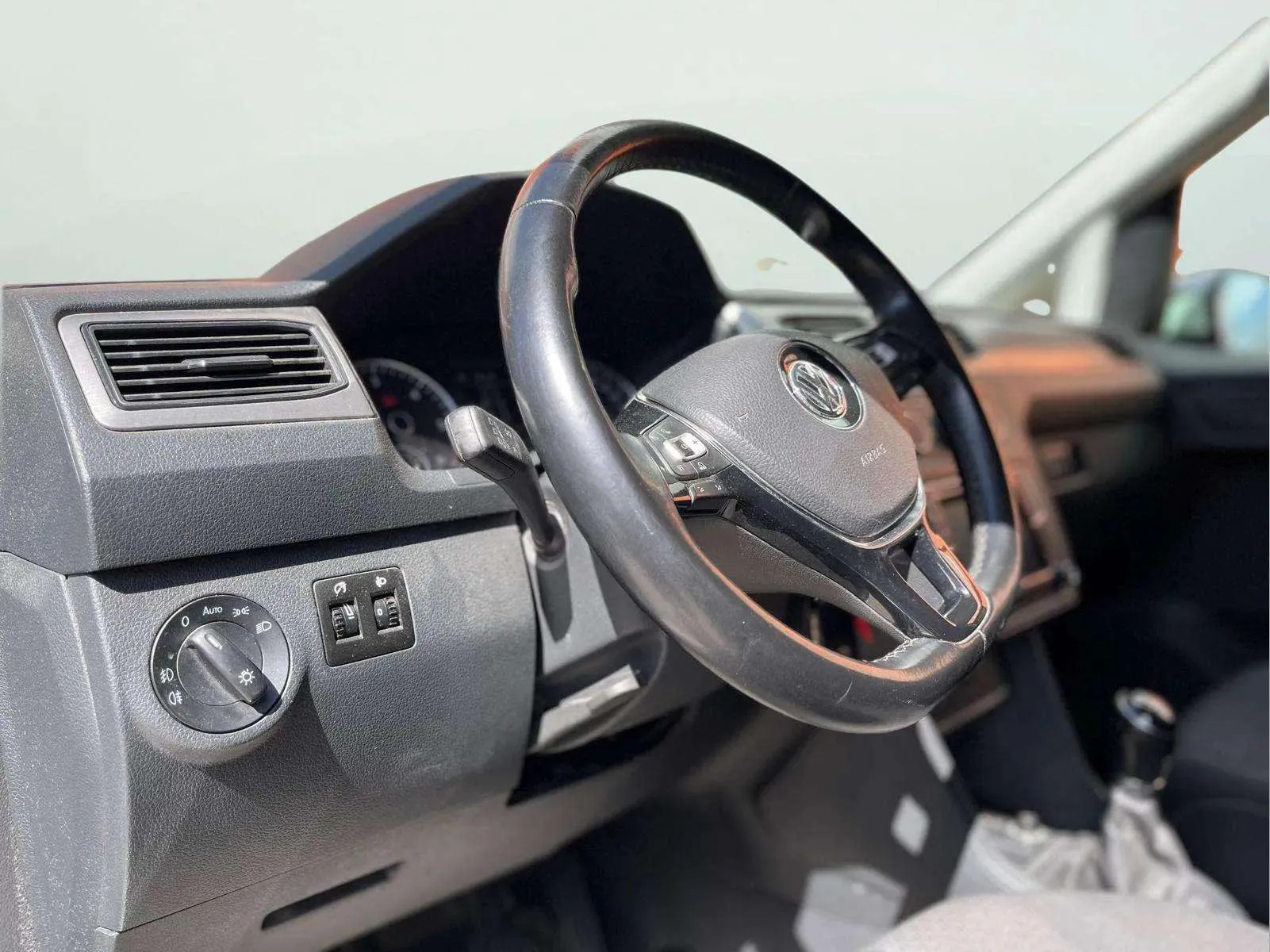 Volkswagen Caddy Beach 2.0 TDI BMT - foto 12