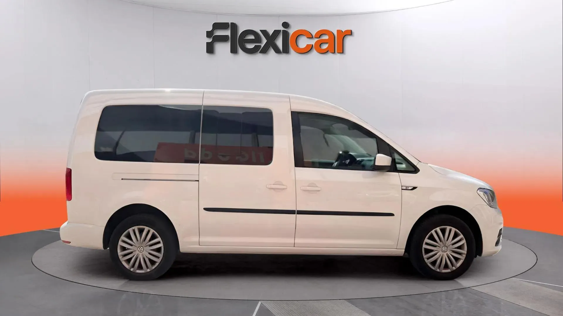 Volkswagen Caddy Beach 2.0 TDI BMT - foto 8