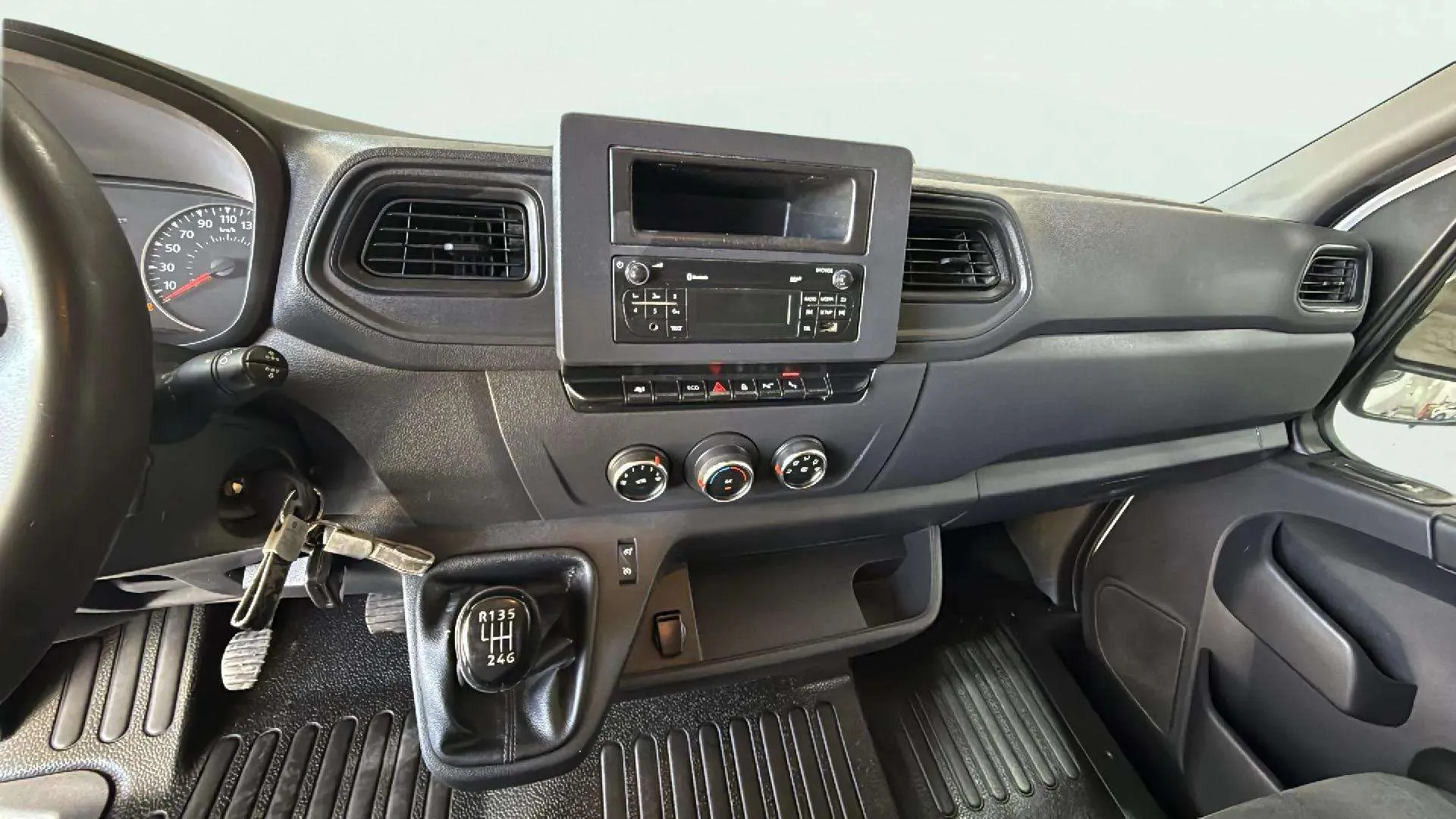 Renault Master 2.3 - foto 10