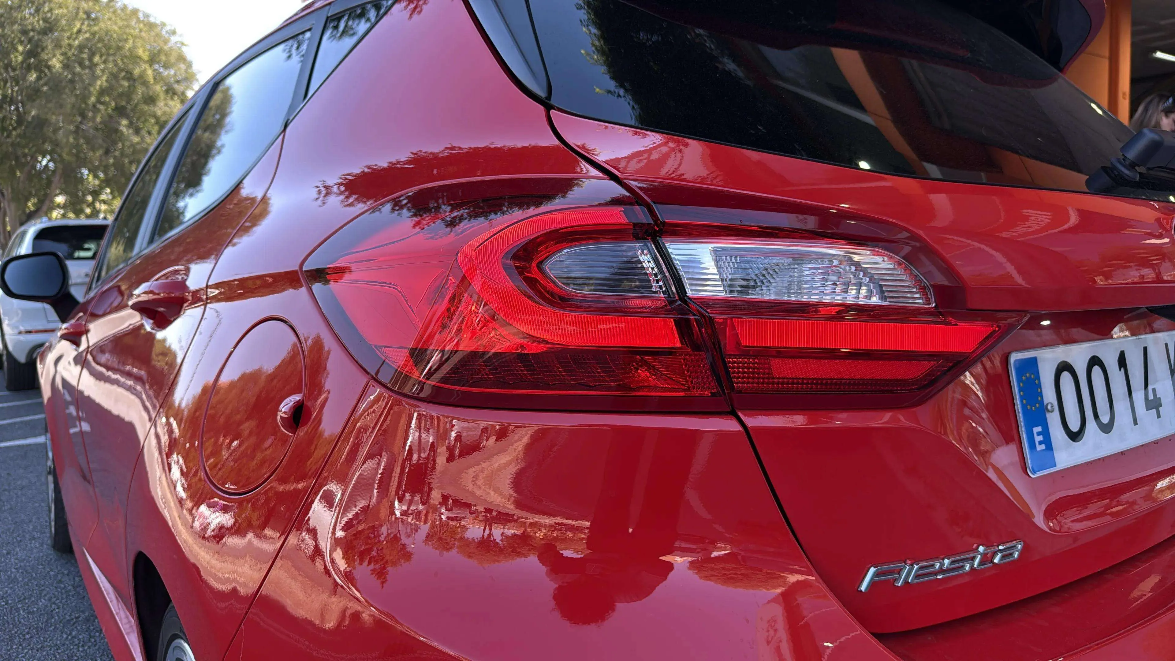 Ford Fiesta 1.0 EcoBoost ST-Line Red Ed - foto 7