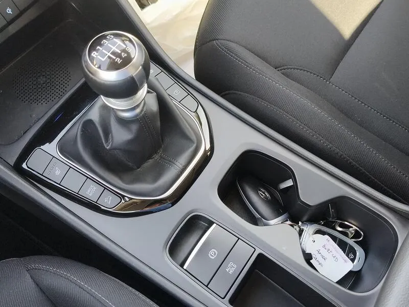 Hyundai Tucson 1.6 T-GDi 48V Tecno Sky - foto 13