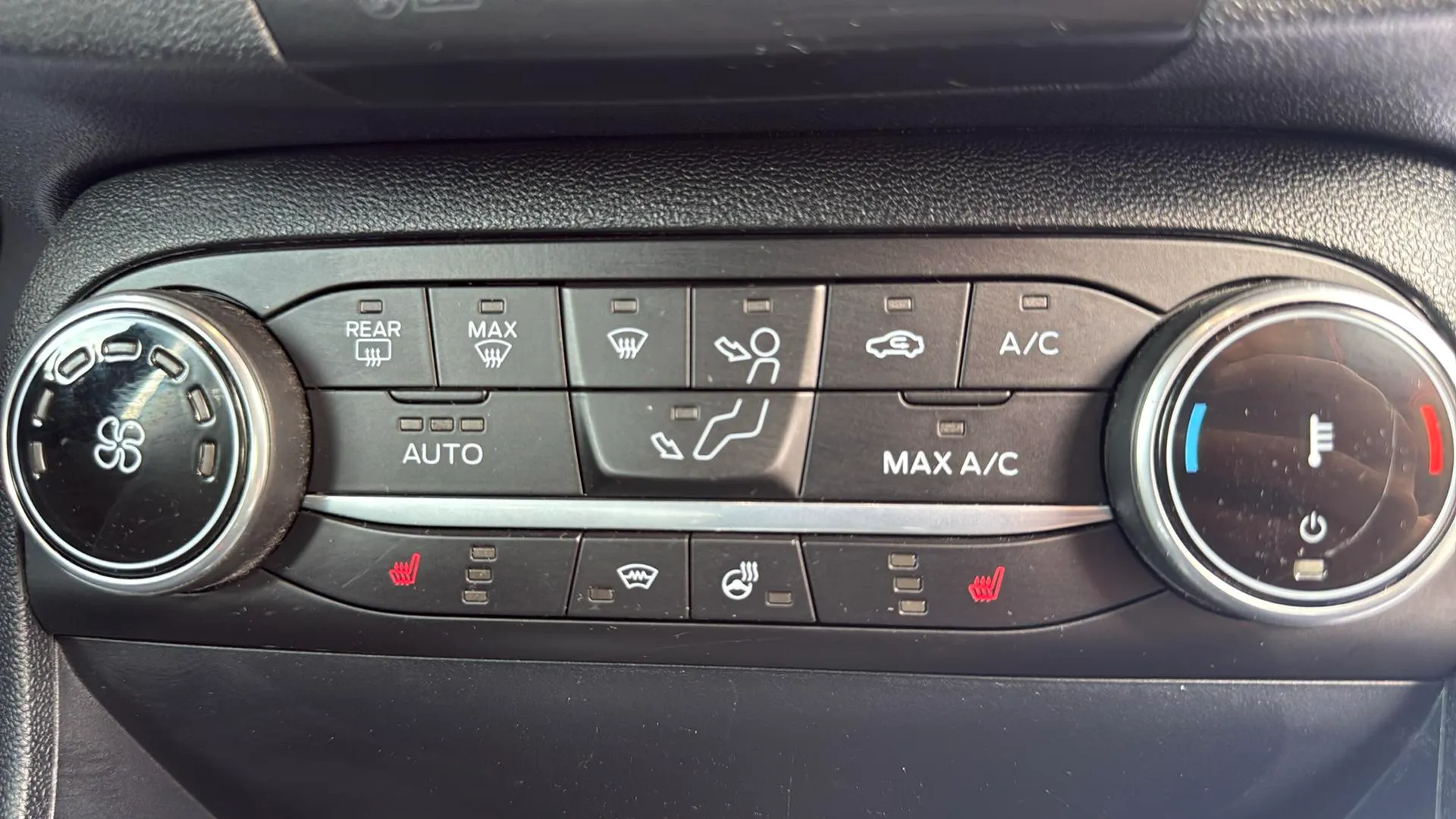 Ford Fiesta 1.5 EcoBoost ST - foto 15