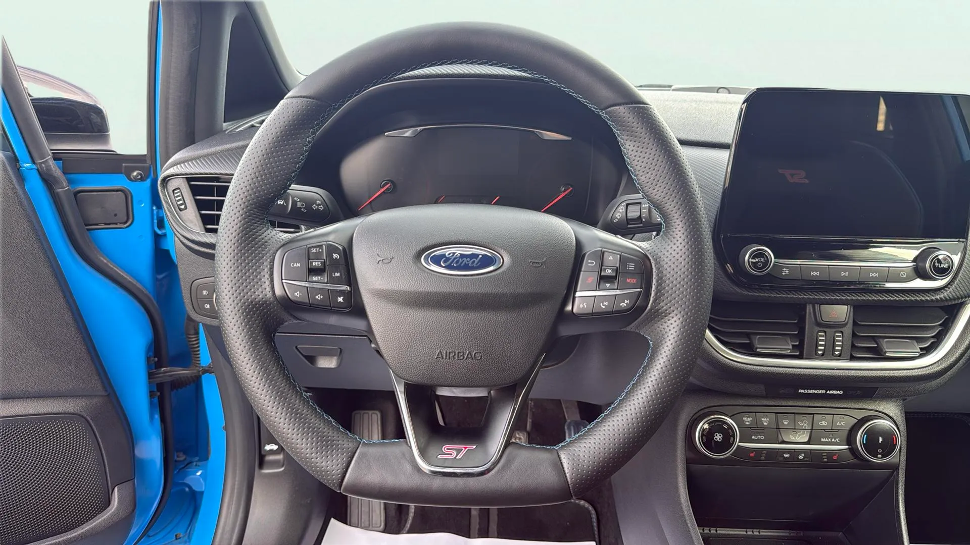 Ford Fiesta 1.5 EcoBoost ST - foto 13