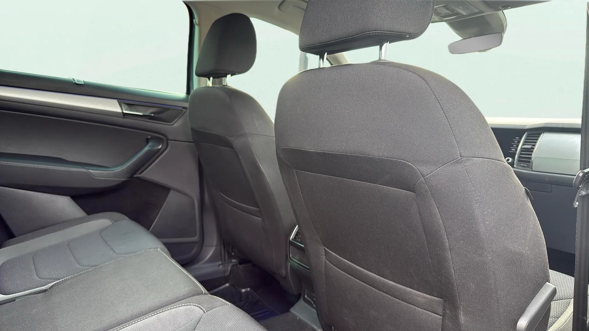 Škoda Kodiaq 2.0 TDI DSG 4x2 Ambition - foto 16