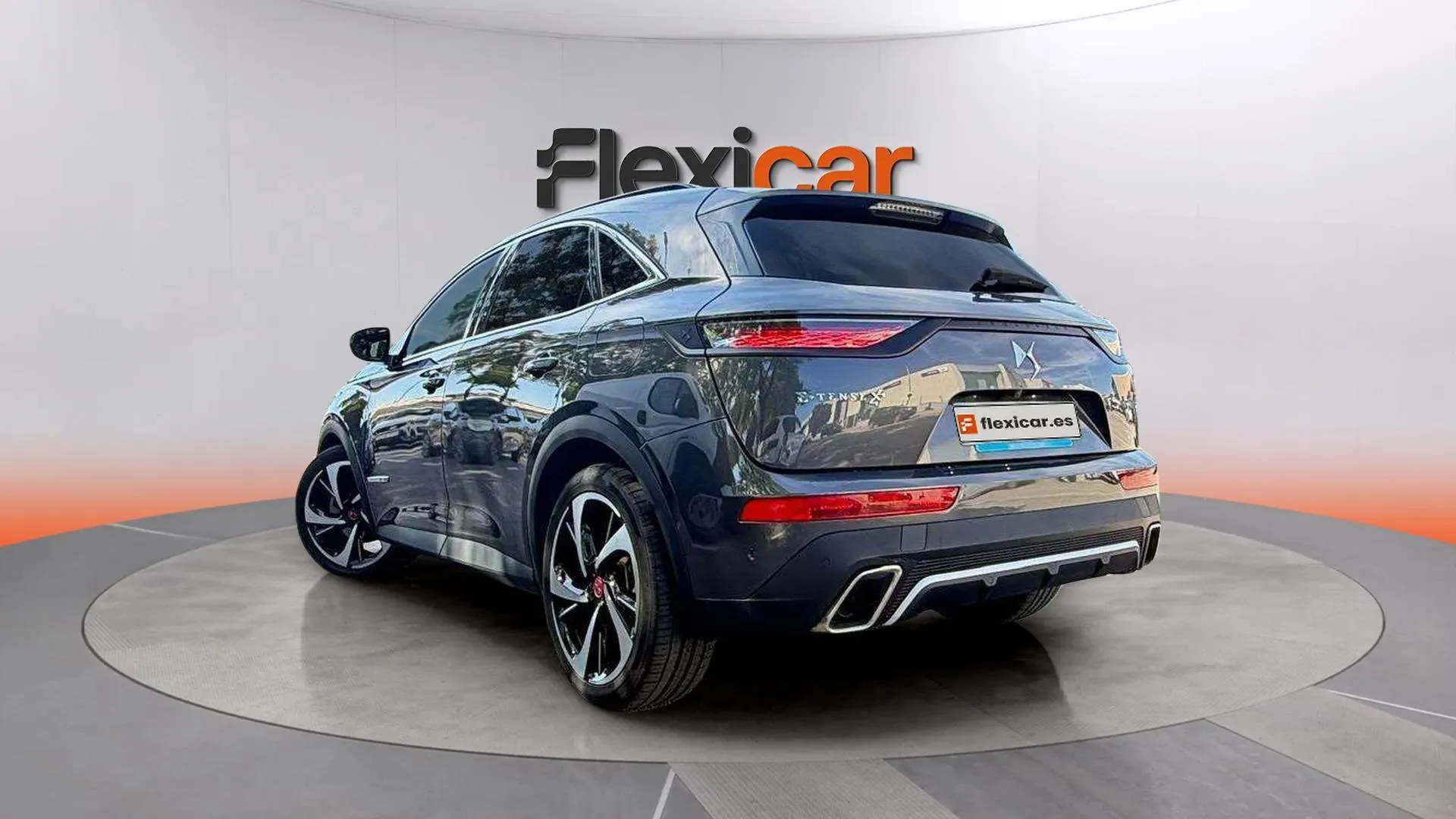 DS DS 7 Crossback 1.6 E-Tense 300 Perf. Line 4WD - foto 5