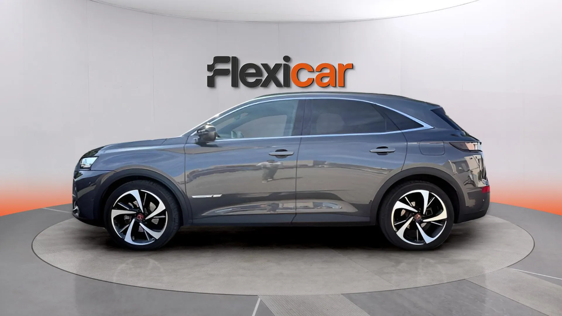 DS DS 7 Crossback 1.6 E-Tense 300 Perf. Line 4WD - foto 4
