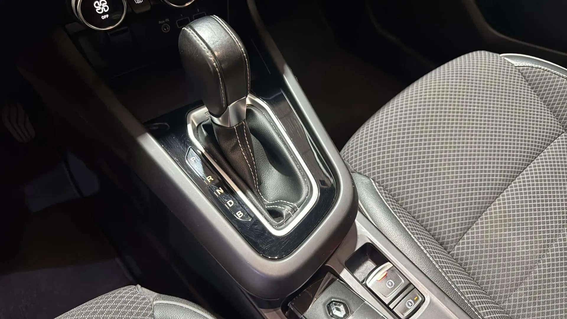 Renault Arkana Equilibre E-Tech full hybr. - foto 17