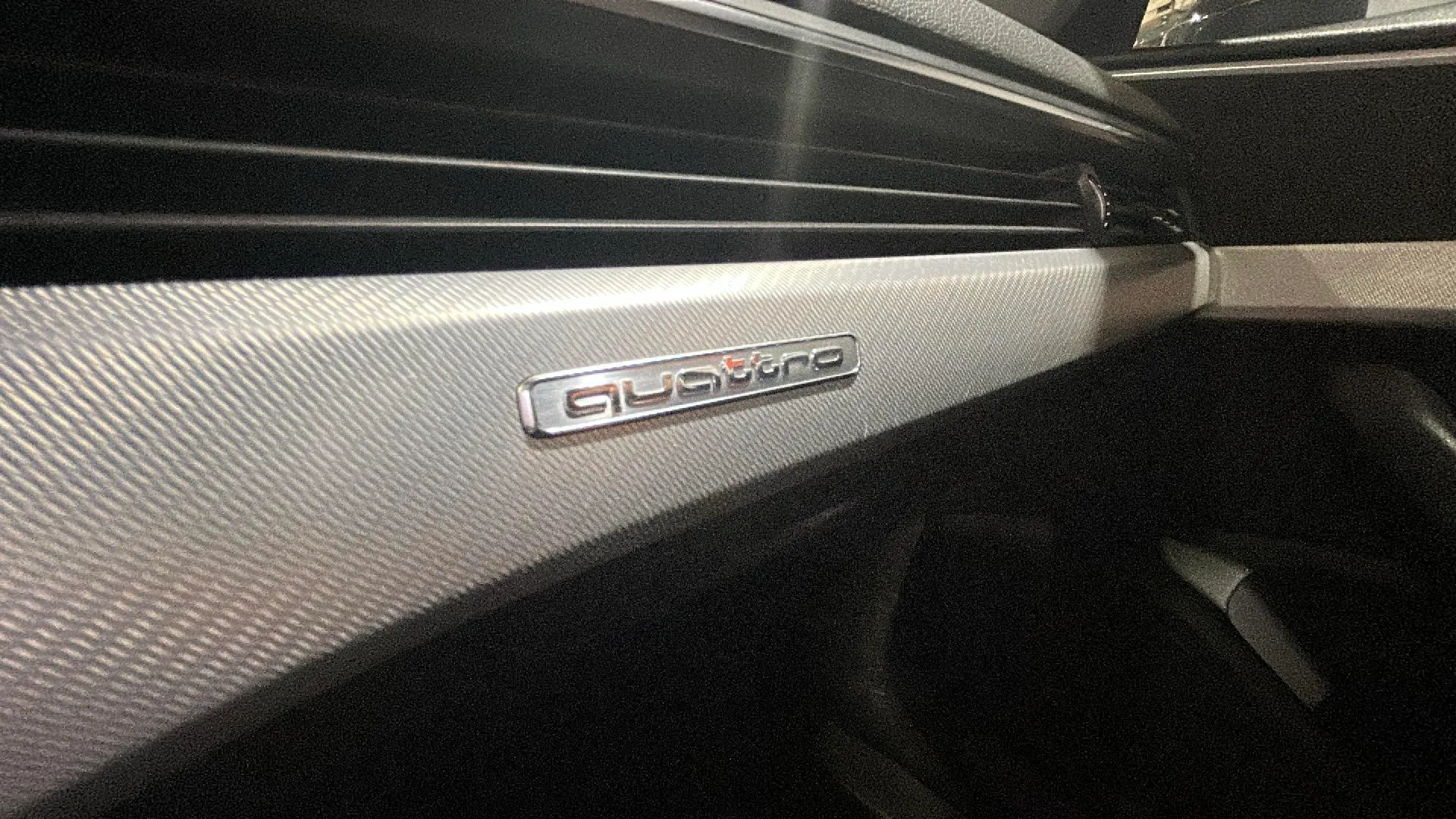 Audi A4 3.0 TDI S tronic Avant - foto 26