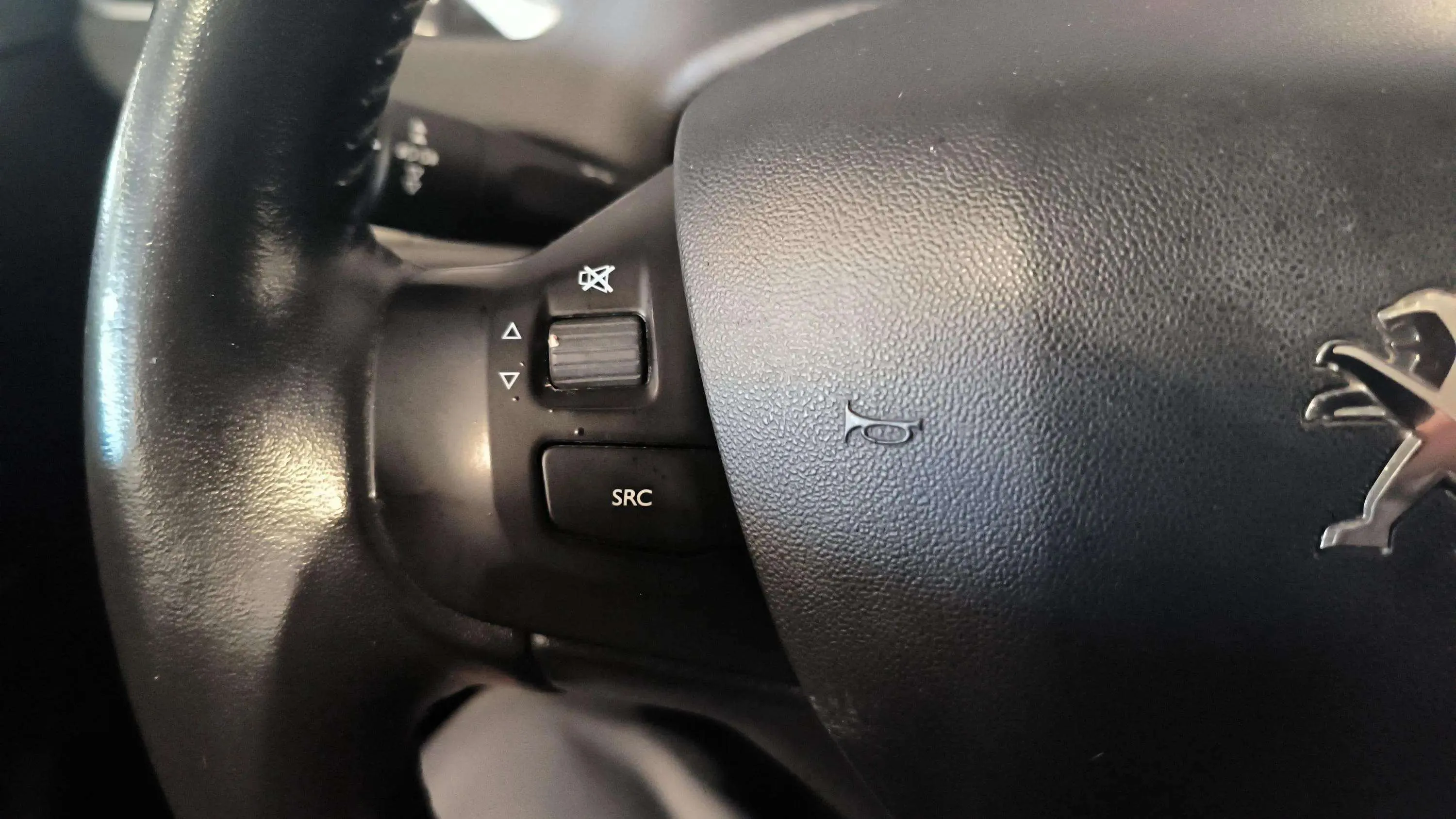 Peugeot 208 Style 1.2L Pure - foto 11