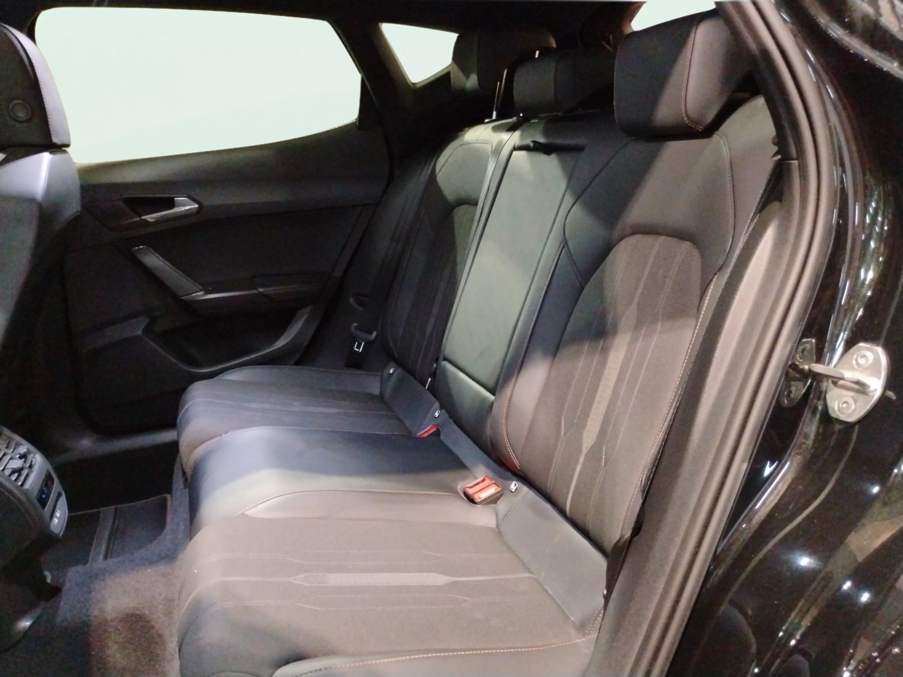 Cupra Formentor 1.4 e-Hybrid DSG - foto 22