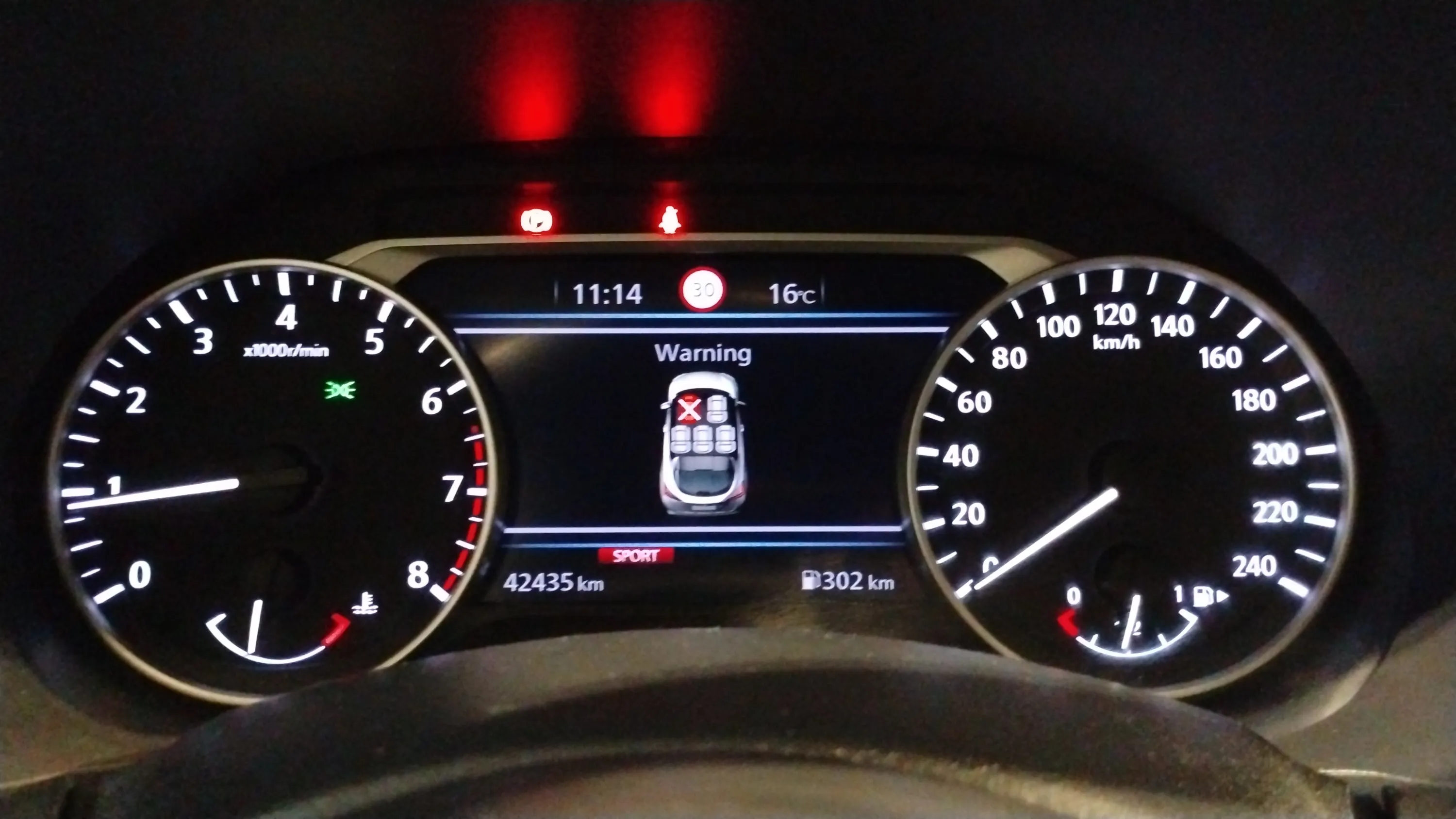 Nissan Juke DIG-T 6M/T N-Connecta - foto 13