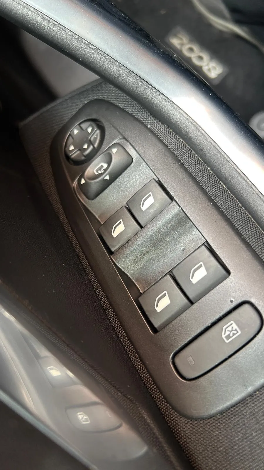 Peugeot 2008 Allure PureTech 110 - foto 16