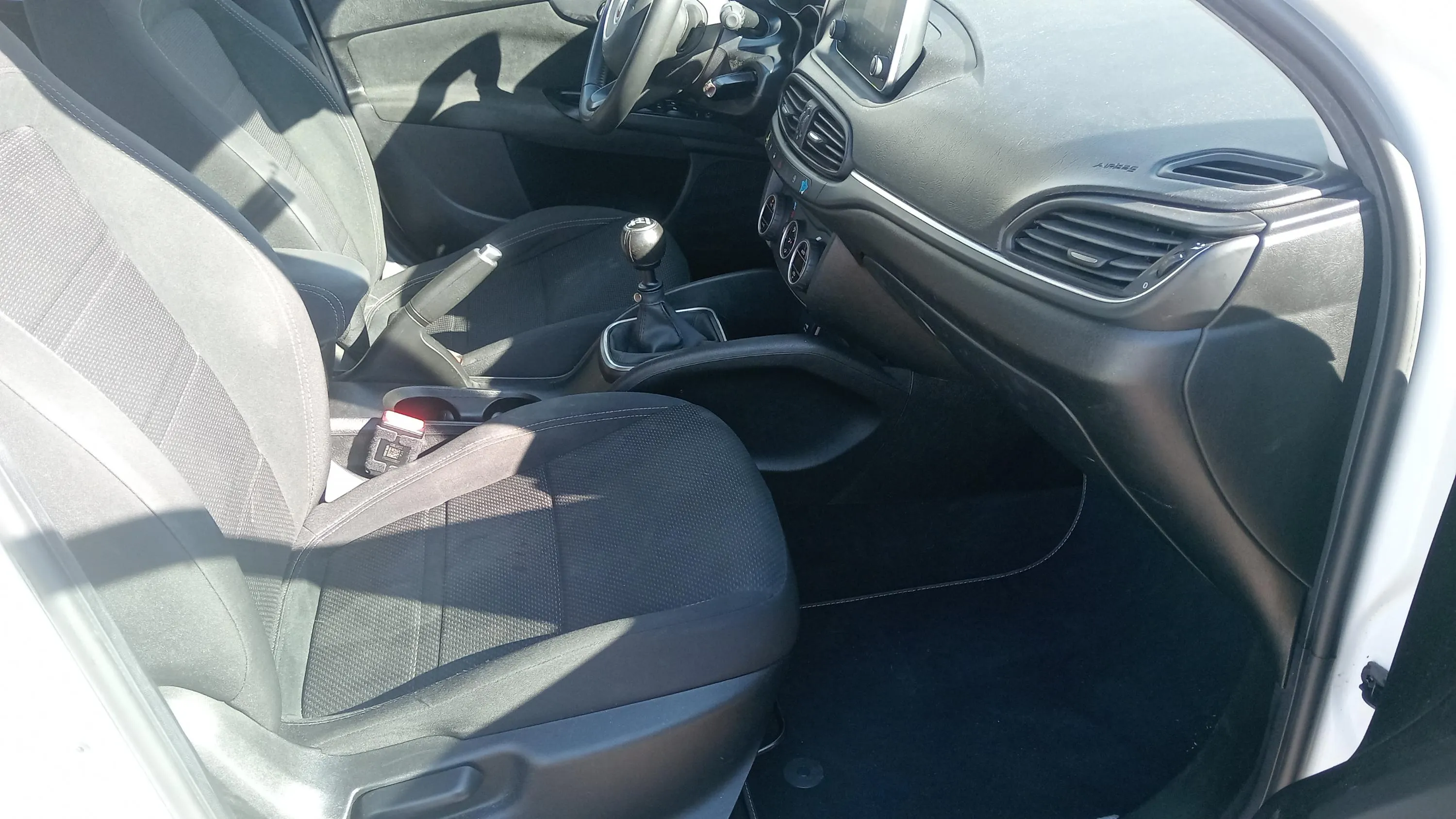 Fiat Tipo 1.4 T-Jet 16v Easy - foto 17