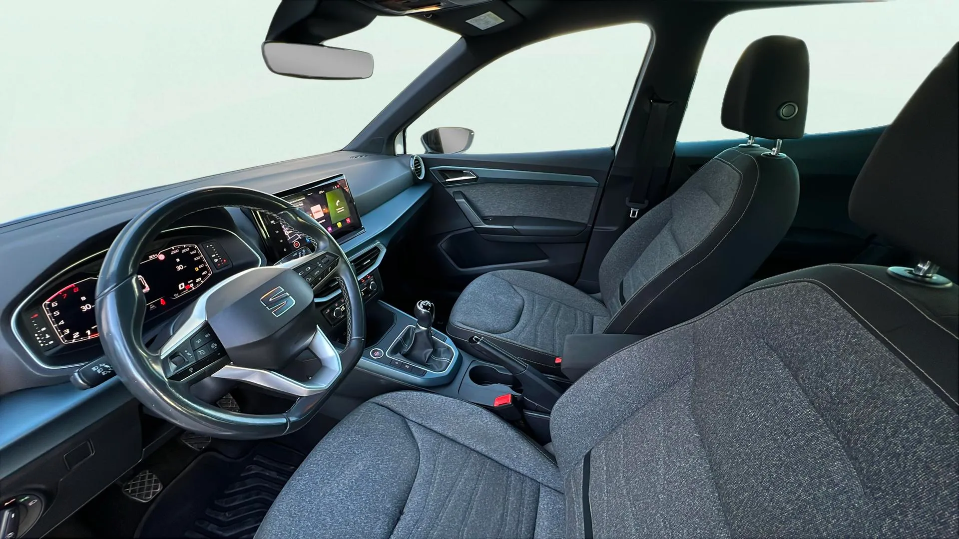 SEAT Arona 1.0 TSI Xperience Plus - foto 9