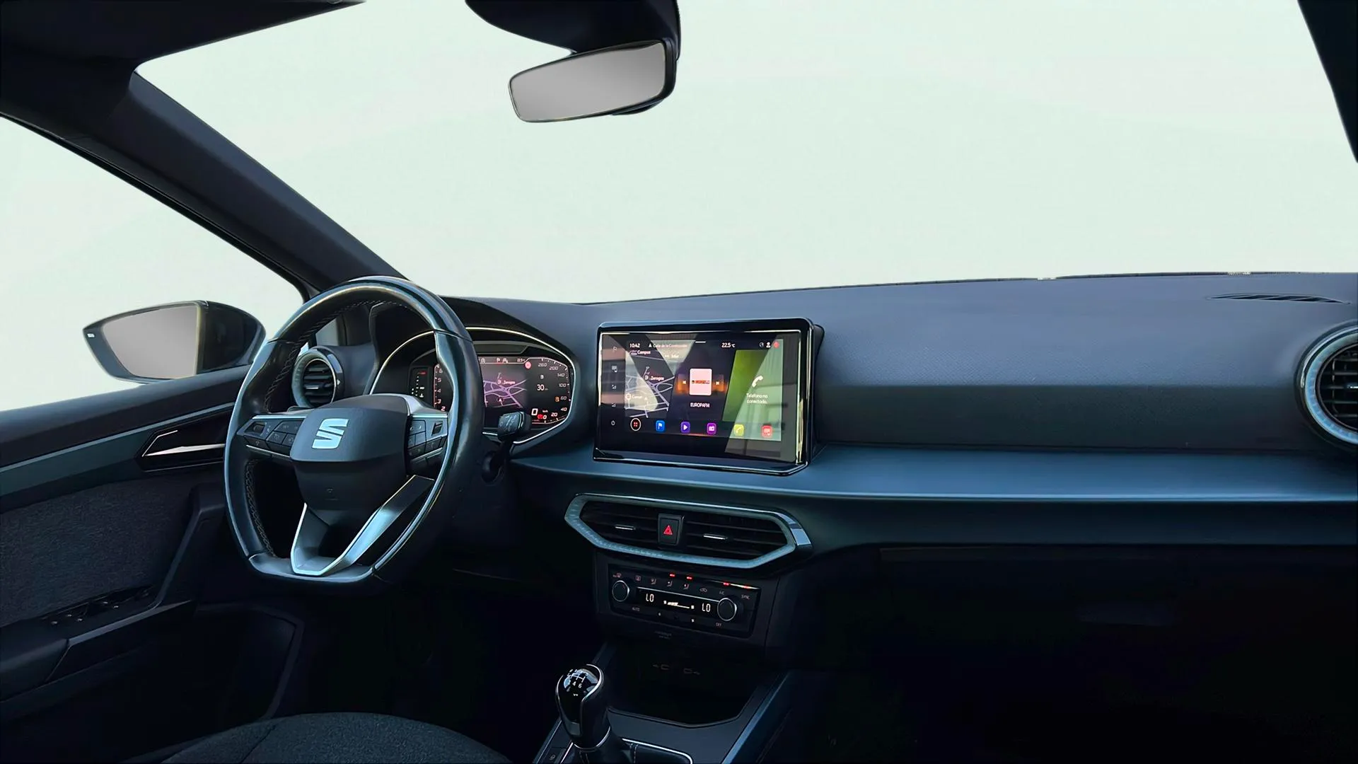 SEAT Arona 1.0 TSI Xperience Plus - foto 25