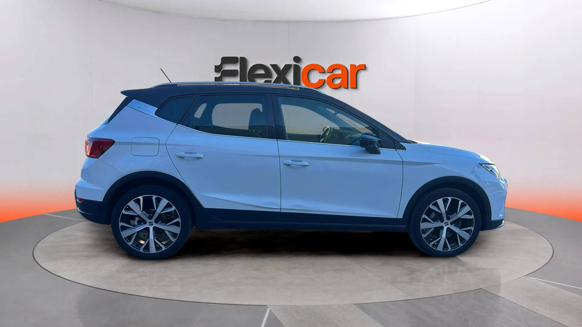 SEAT Arona 1.0 TSI Xperience Plus - foto 6